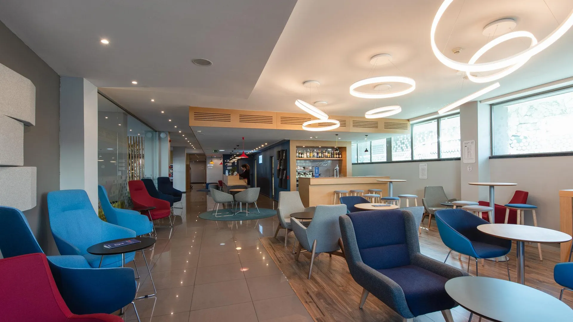 로르스 홀리데이 인 익스프레스 리스본 에어포트 바이 IHG 3성급 호텔 로비