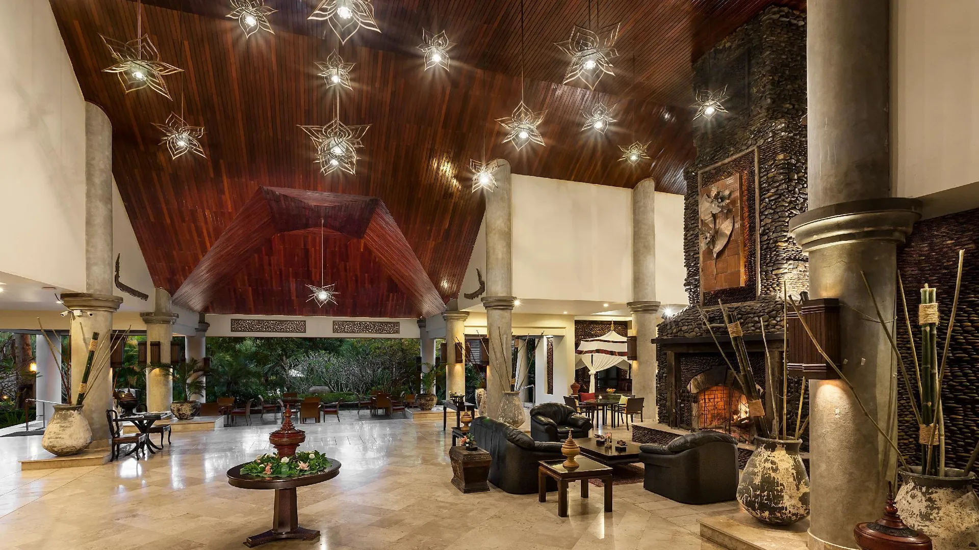 치앙라이 카틸리야 마운틴 리조트 앤 스파 5성급 호텔 수영장