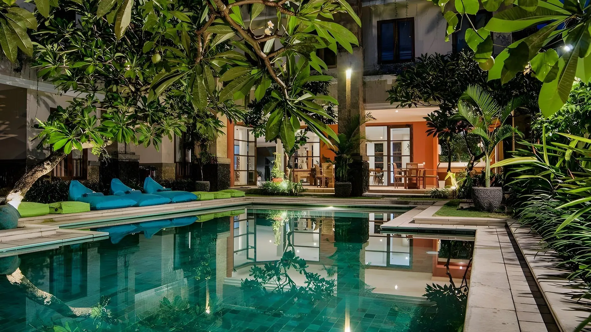 발리 사라 레지던스 바이 나쿨라 3성급 호텔 스위트룸