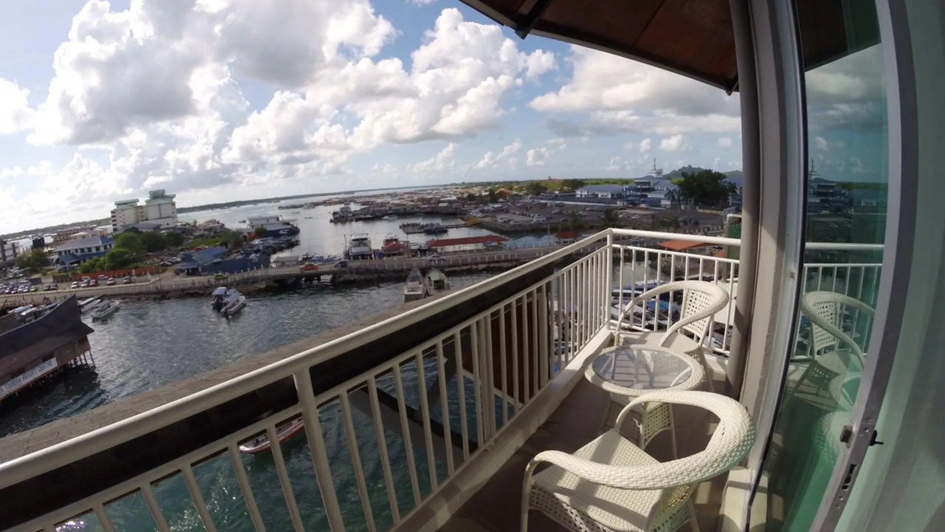 셈포르나 퍼시픽 인 3성급 호텔 수영장