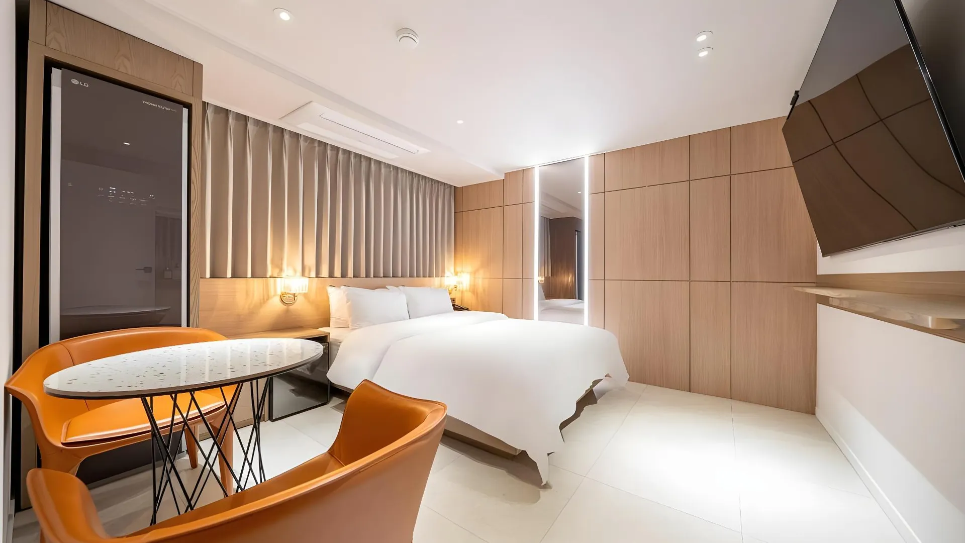 서울 신촌 브라운도트 신촌점 호텔 스위트룸