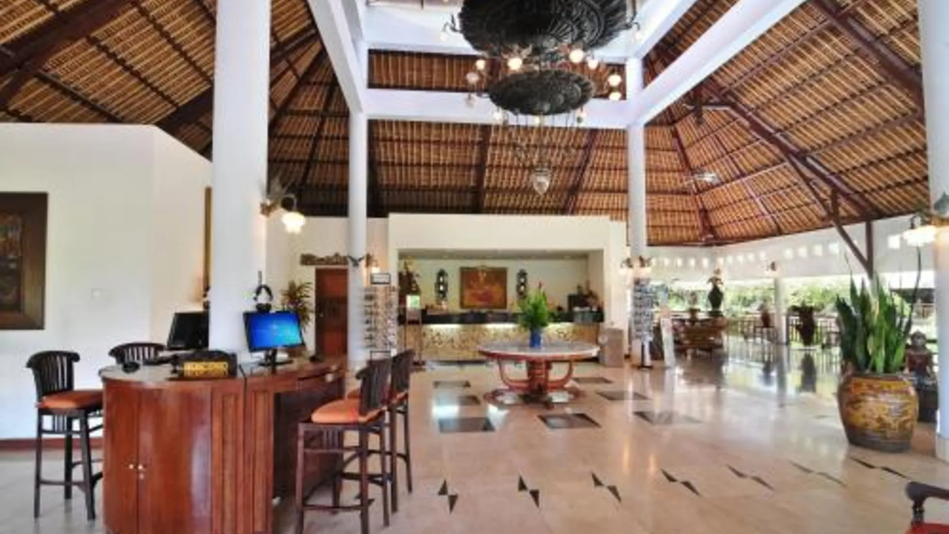 발리 사티바 사누르 코티지 호텔 3성급 호텔 로비