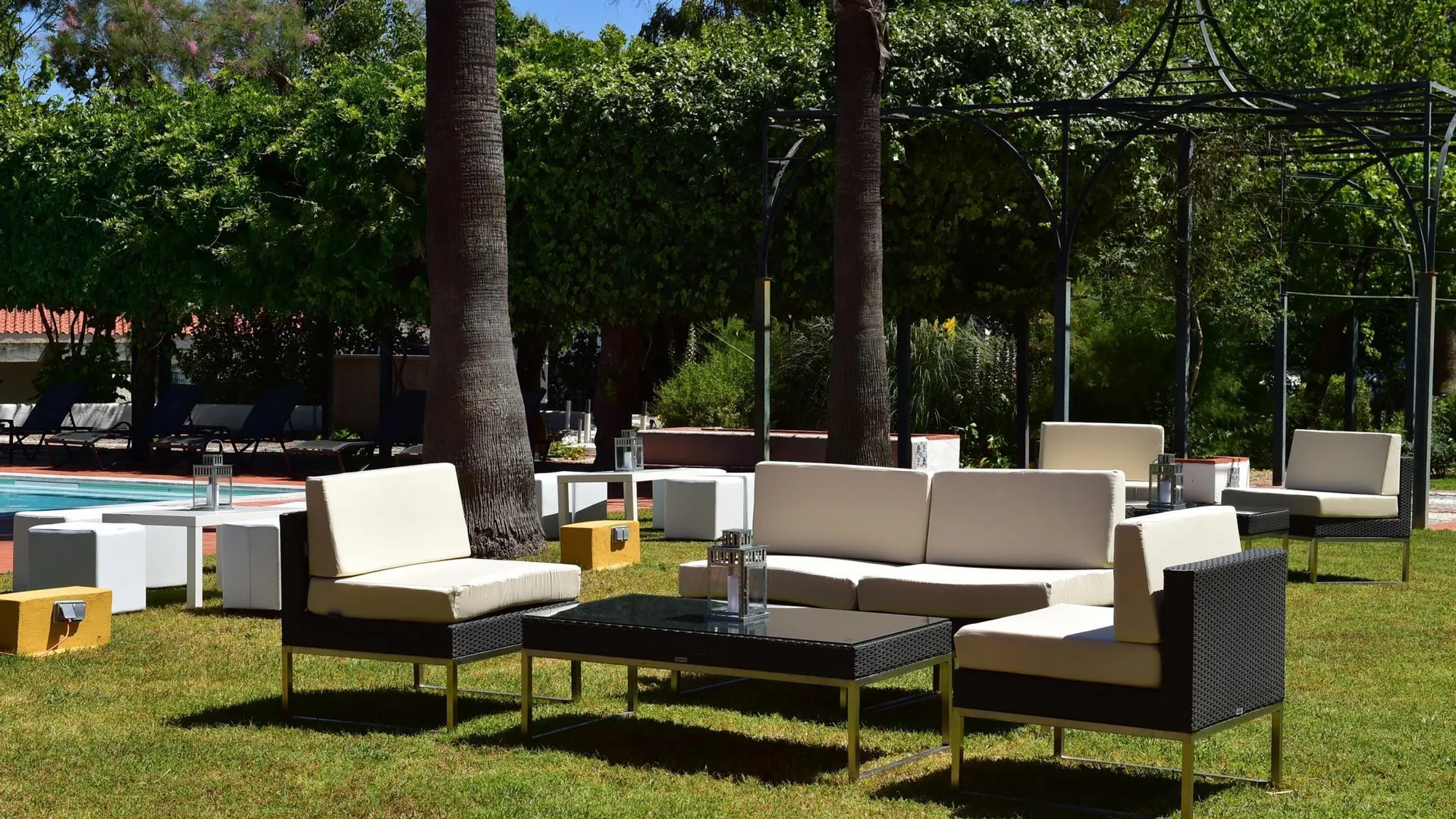 베야 포우사다 컨벤토 데 베자 - 히스토릭 호텔 4성급 호텔 수영장