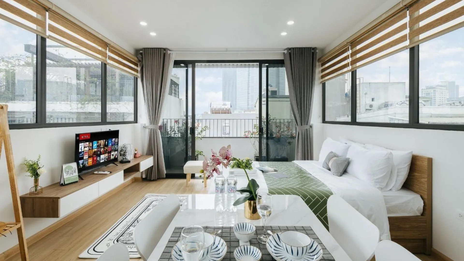 하노이 미르셀라 어반 스튜디오 4성급 호텔 스위트룸