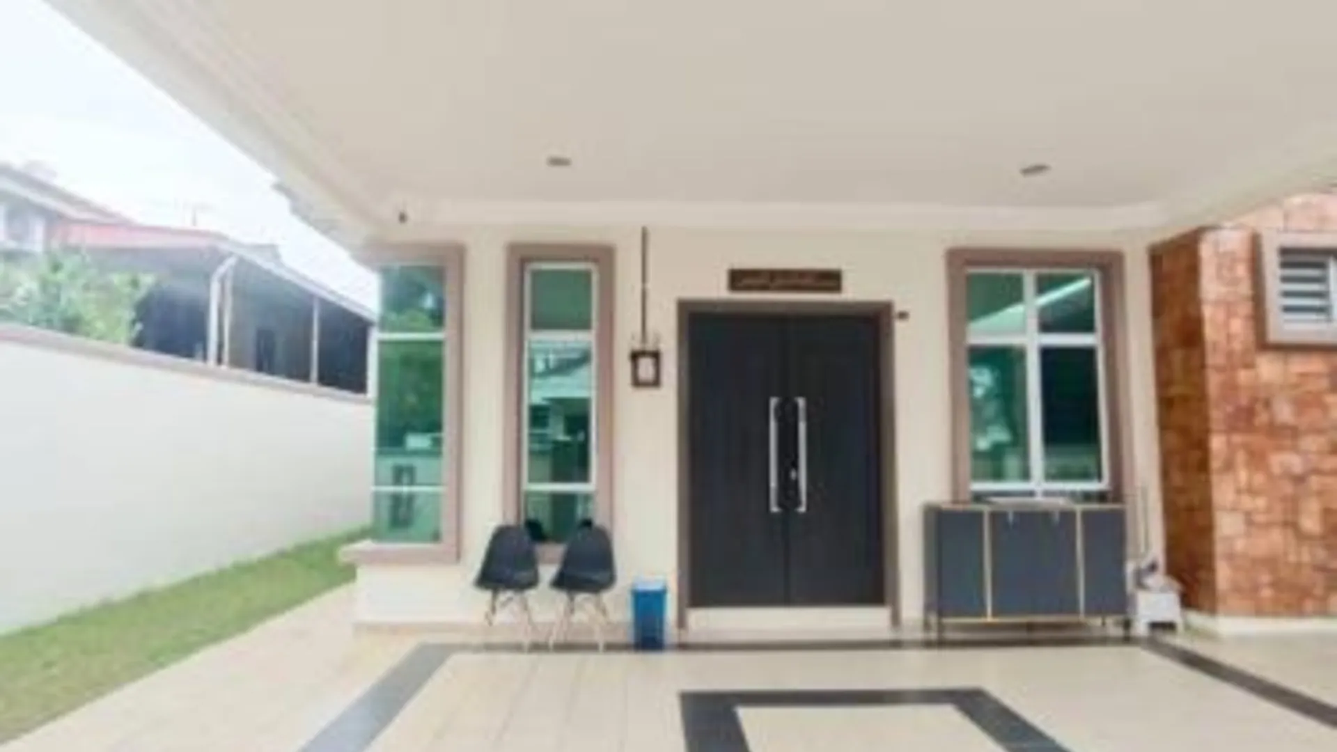 말라카 두리안 퉁갈의 프라이빗 하우스 (m², 침실 3개, 프라이빗 욕실 2개) 3성급 게스트하우스 레스토랑