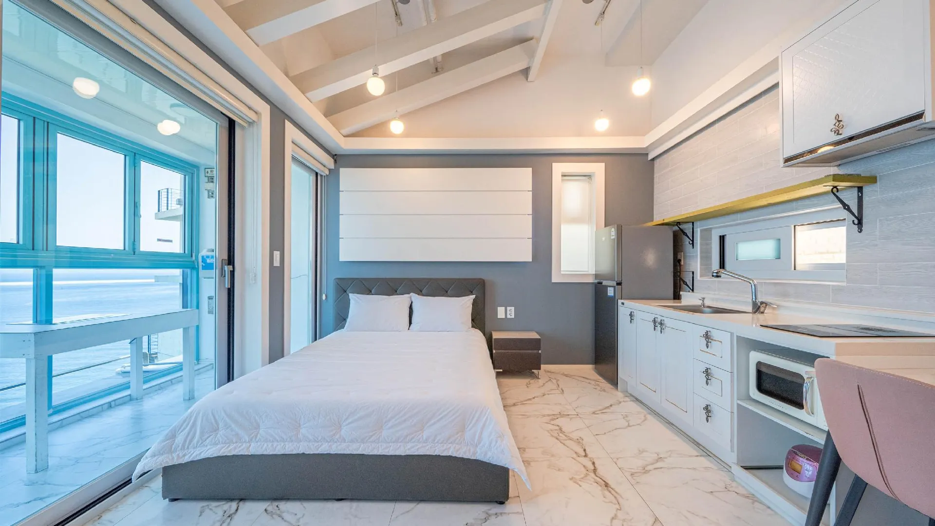 삼척 삼척 푸른바다스파펜션 2성급 게스트하우스 스위트룸