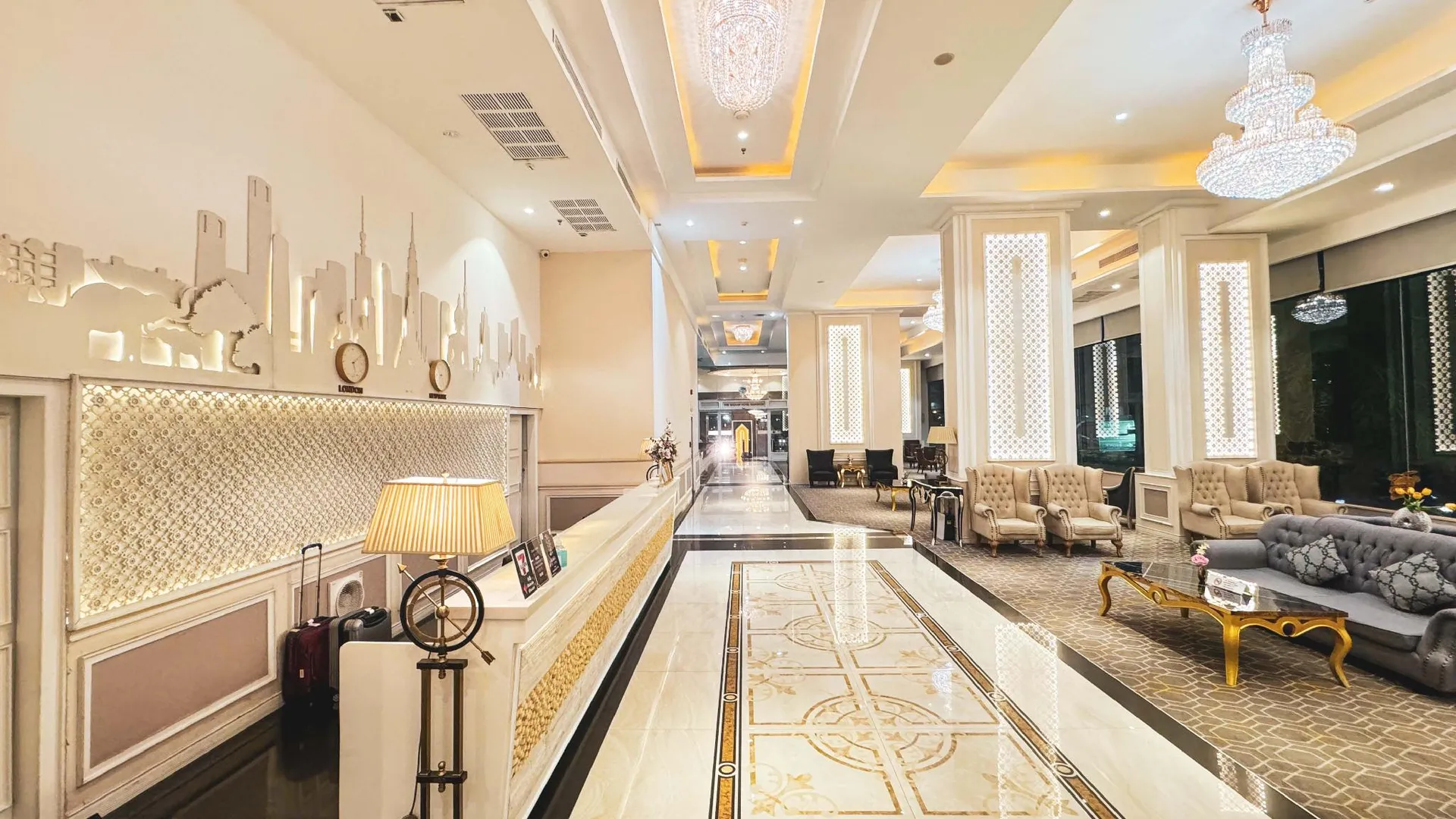 방콕 더 바자 호텔 방콕 – MRT 랏프라오 랏차다피섹 5성급 호텔 스위트룸