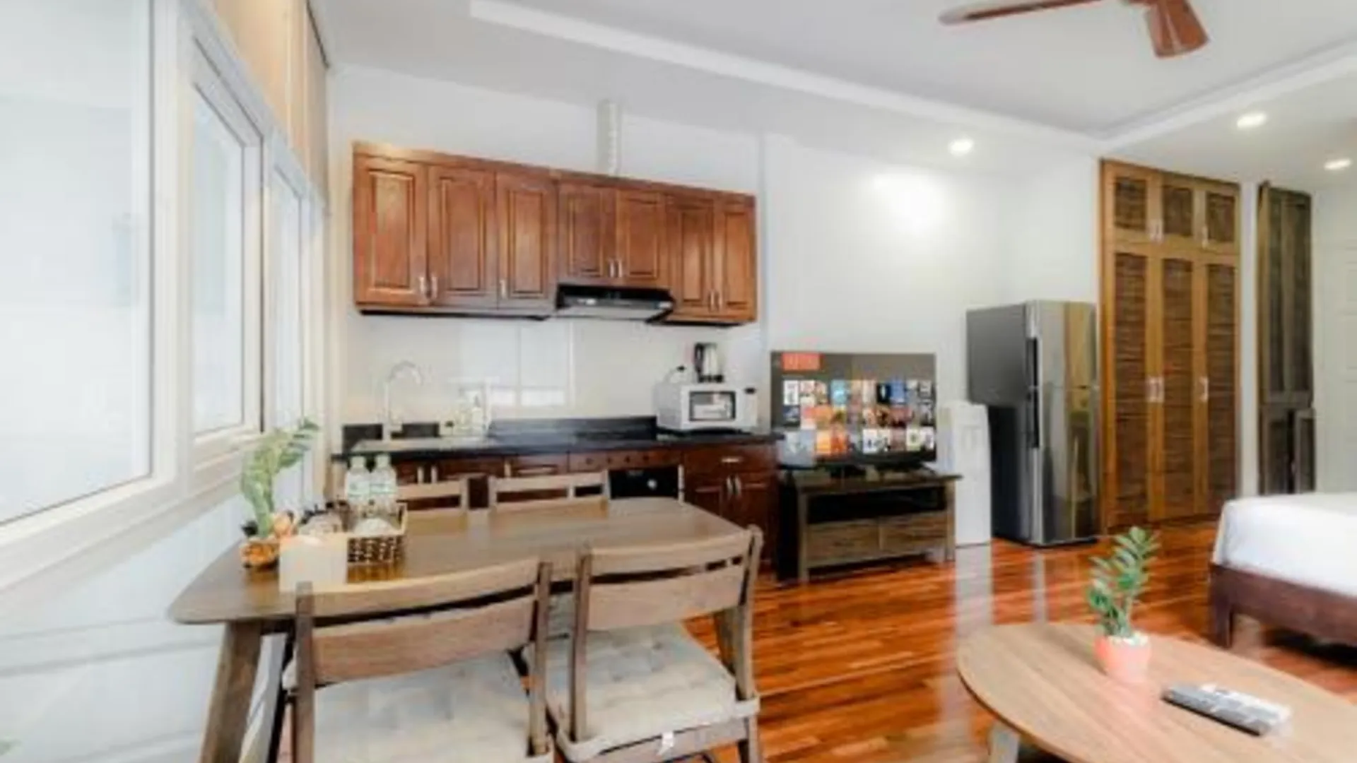 하노이 남응 파라다이스 스위트 - 호안끼엠 레이크 4성급 게스트하우스 로비