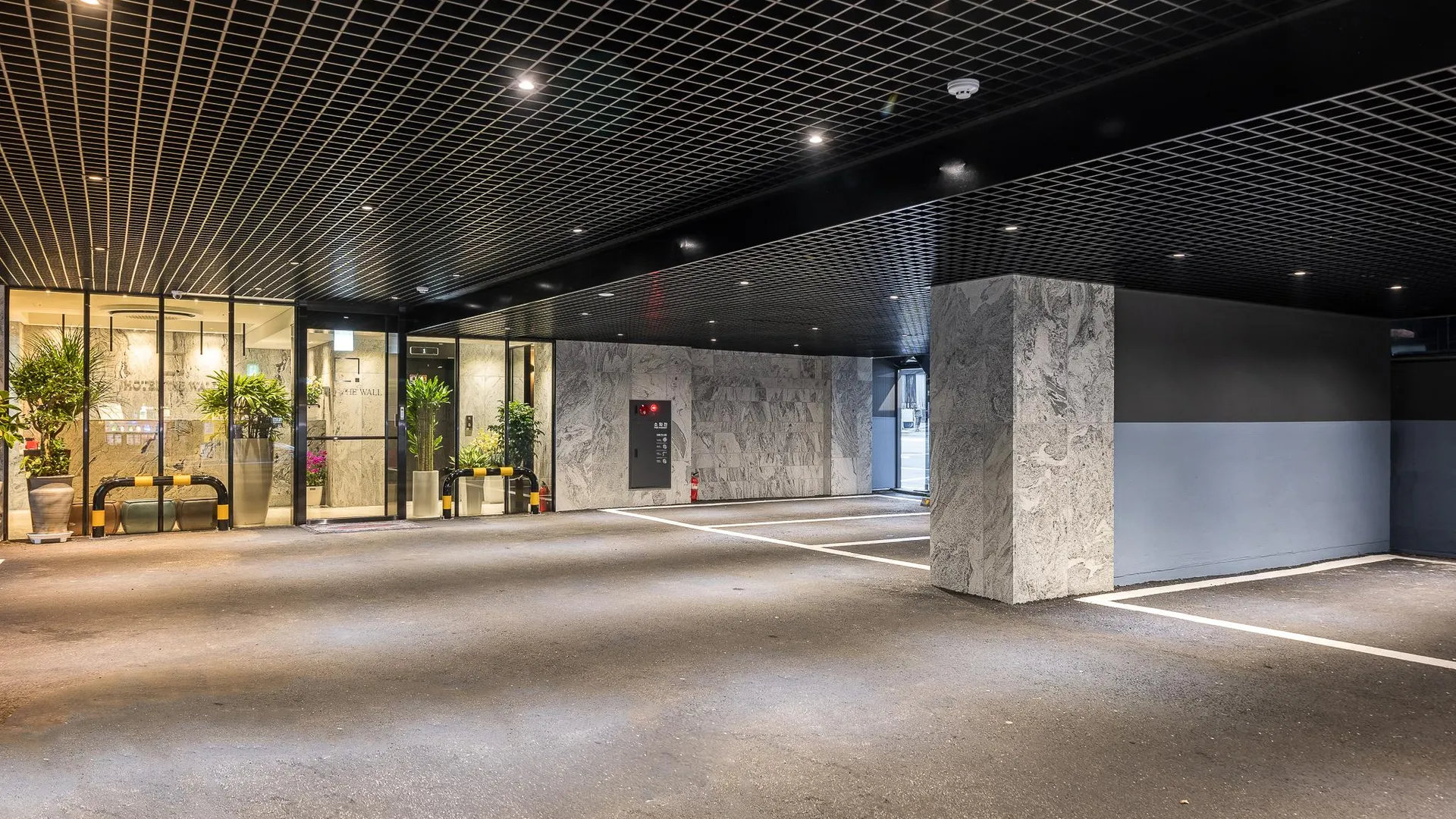 서울 성신여대역 더월(THE WALL) 2성급 호텔 객실