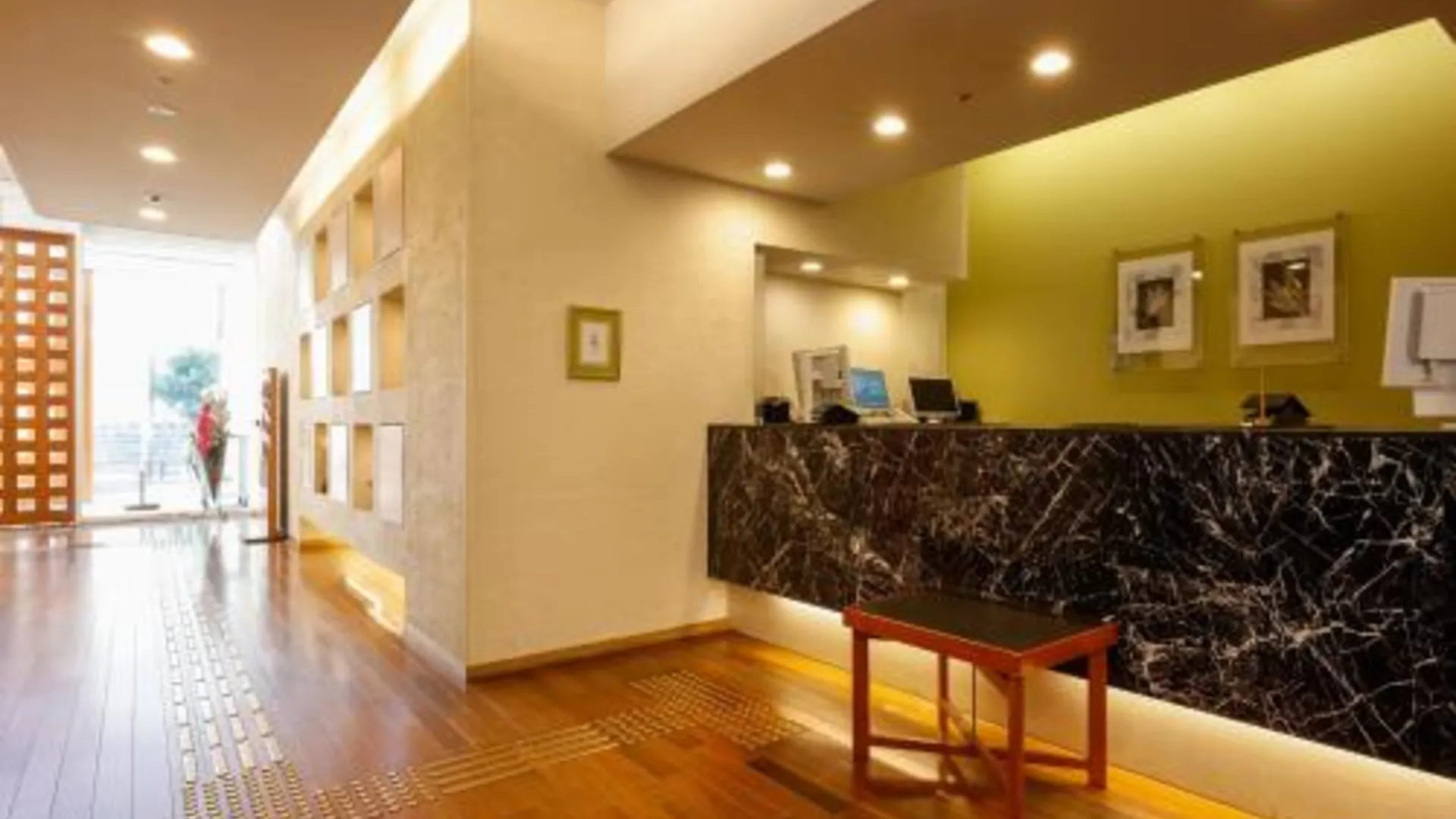 오사카 호텔 루테란 3성급 호텔 외관