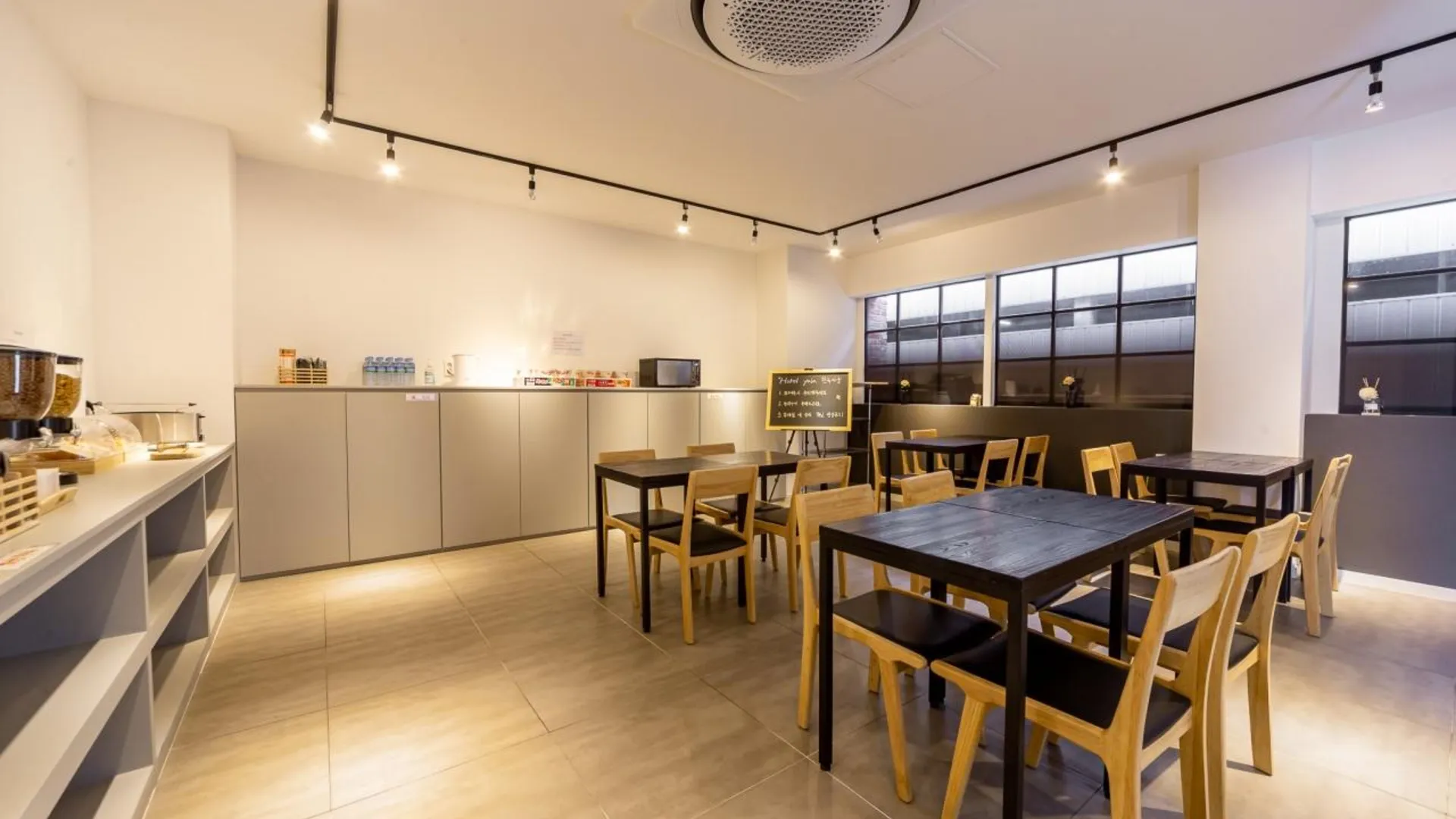 전주 호텔 야자 전주 고사 한옥마을점 호텔 외관