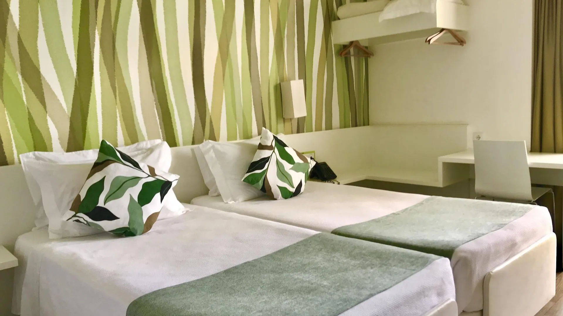 파로 호텔 3K 파로 아에로포르토 3성급 호텔 스위트룸