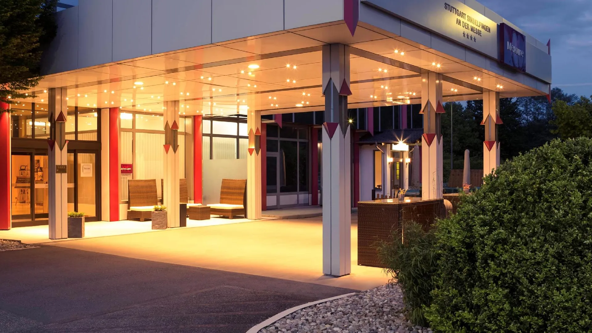 진델핑겐 머큐어 호텔 슈투트가르트 진델핑겐 언 데어 메세 4성급 호텔 외관