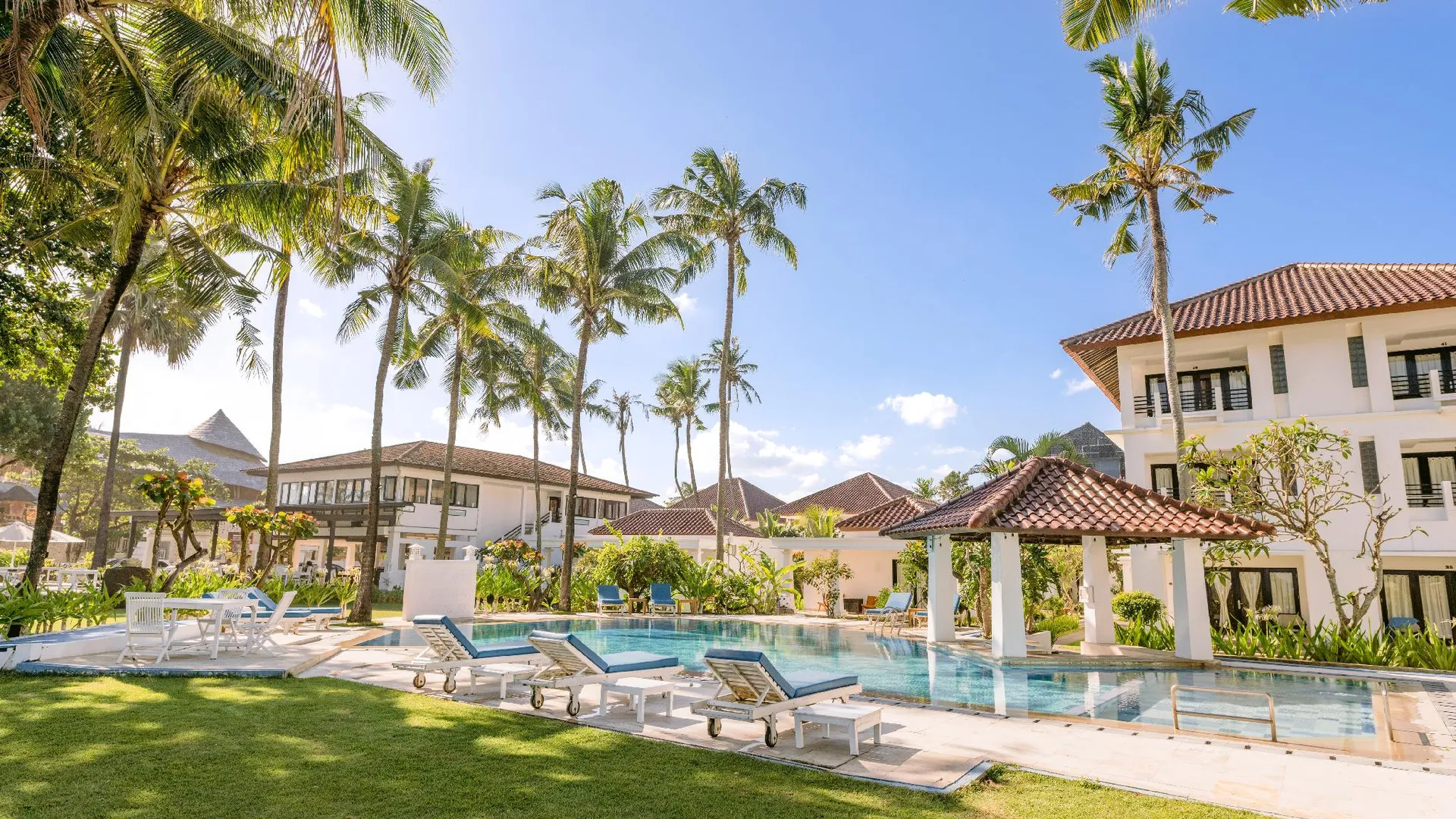 발리 레공 케라톤 비치 호텔 3성급 호텔 객실