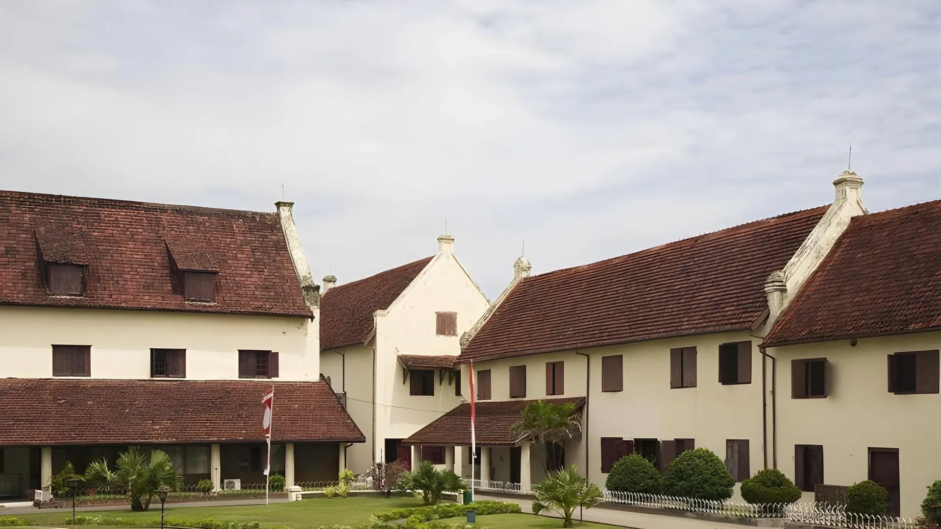 마카사르 RedDoorz Plus @ Karebosi Area 2 Makassar 3성급 호텔 전망