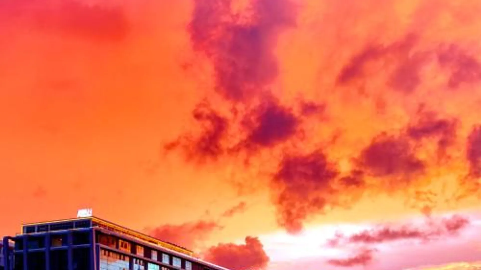 코타키나발루 하퍼 부티크 호텔 앳 수트라 애비뉴 호텔 수영장