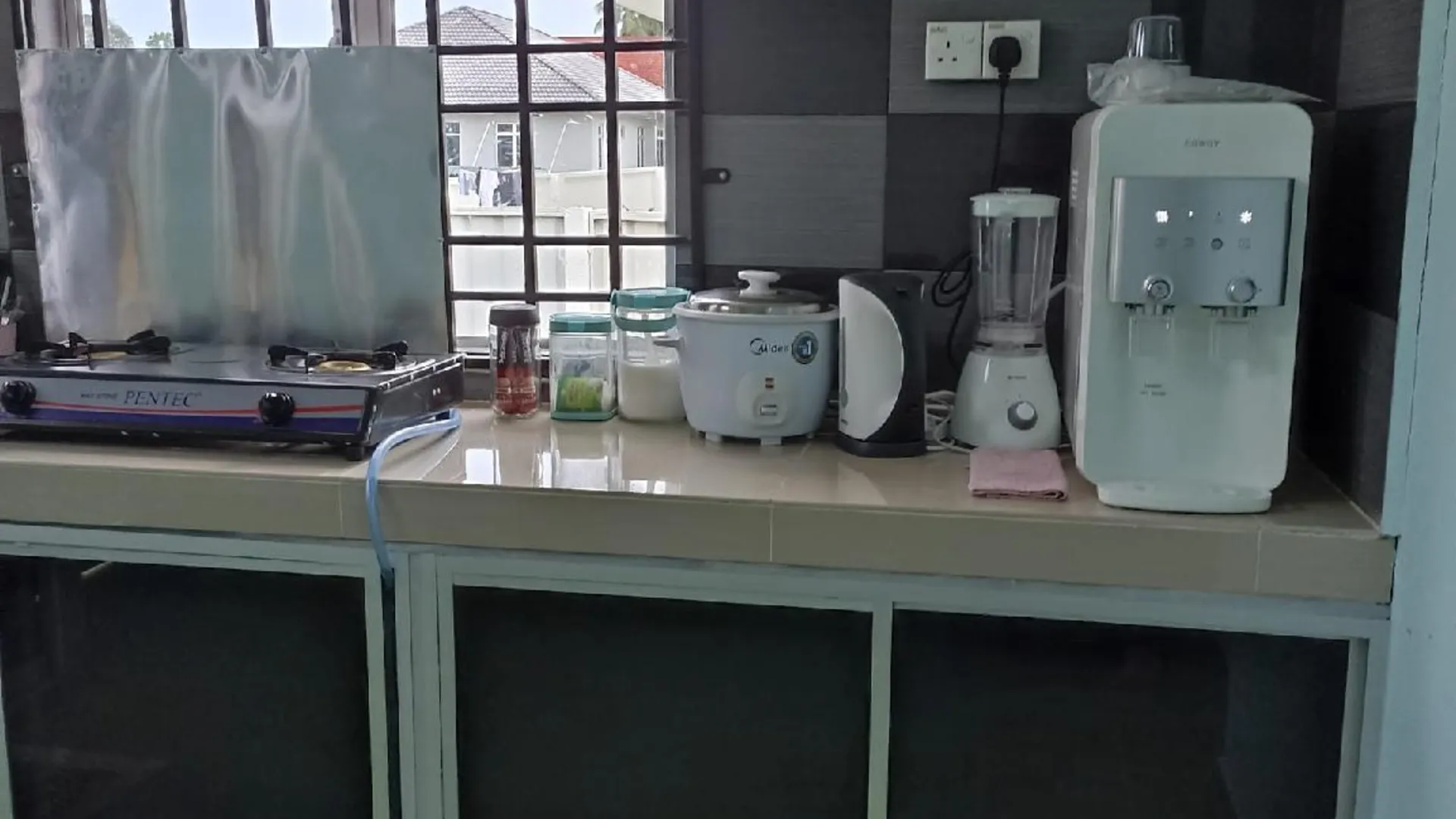 타나 메라 타나 메라의 프라이빗 하우스 (m², 침실 3개, 프라이빗 욕실 2개) 2성급 싱글룸 수영장