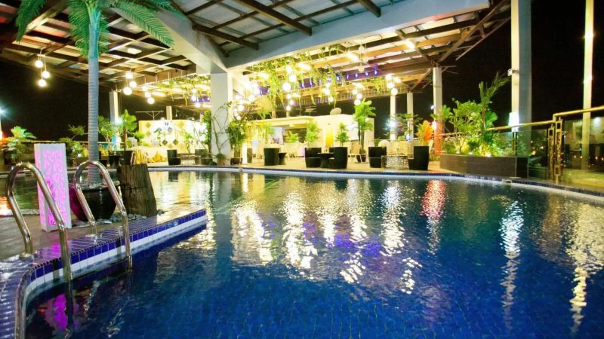 조호바루 / 조호르바루 레이스 부티크 호텔 3성급 호텔 수영장