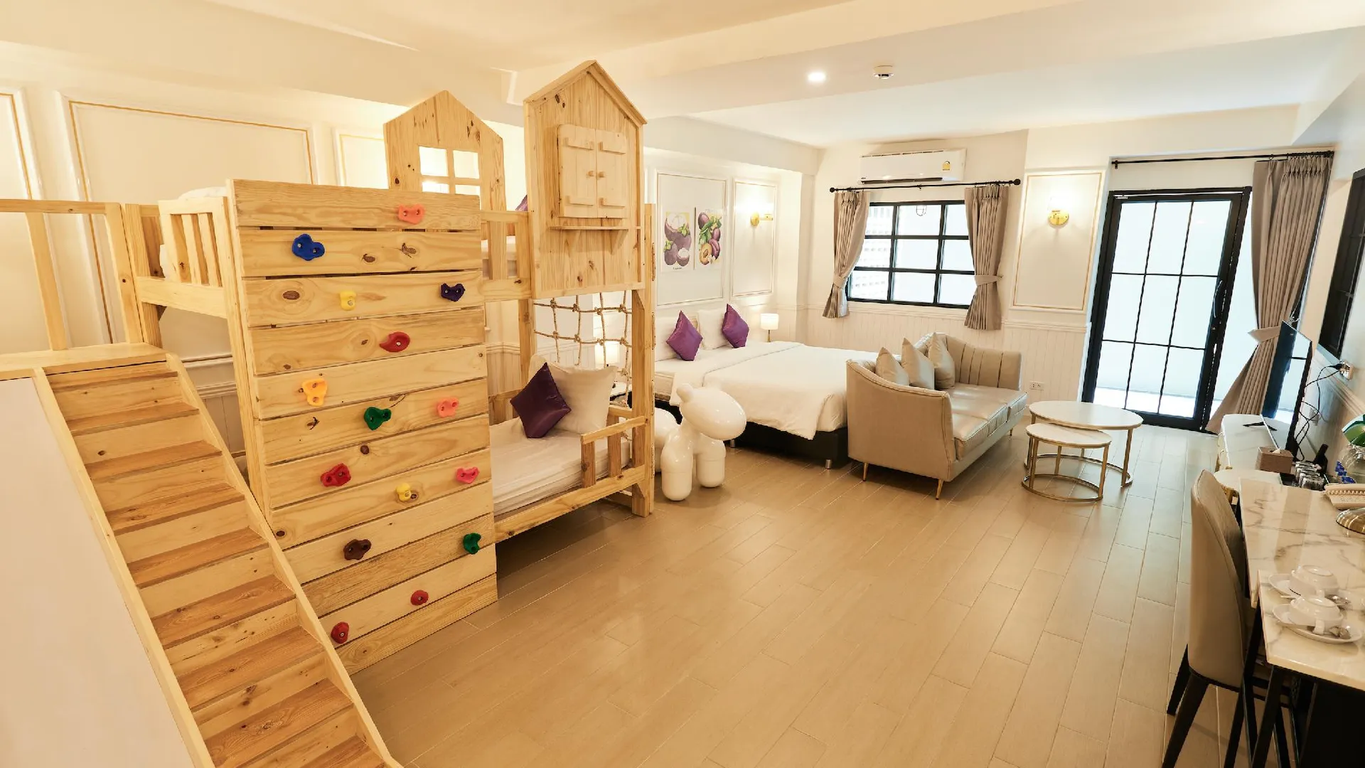 방콕 로즈 애플 호텔 3성급 호텔 스위트룸