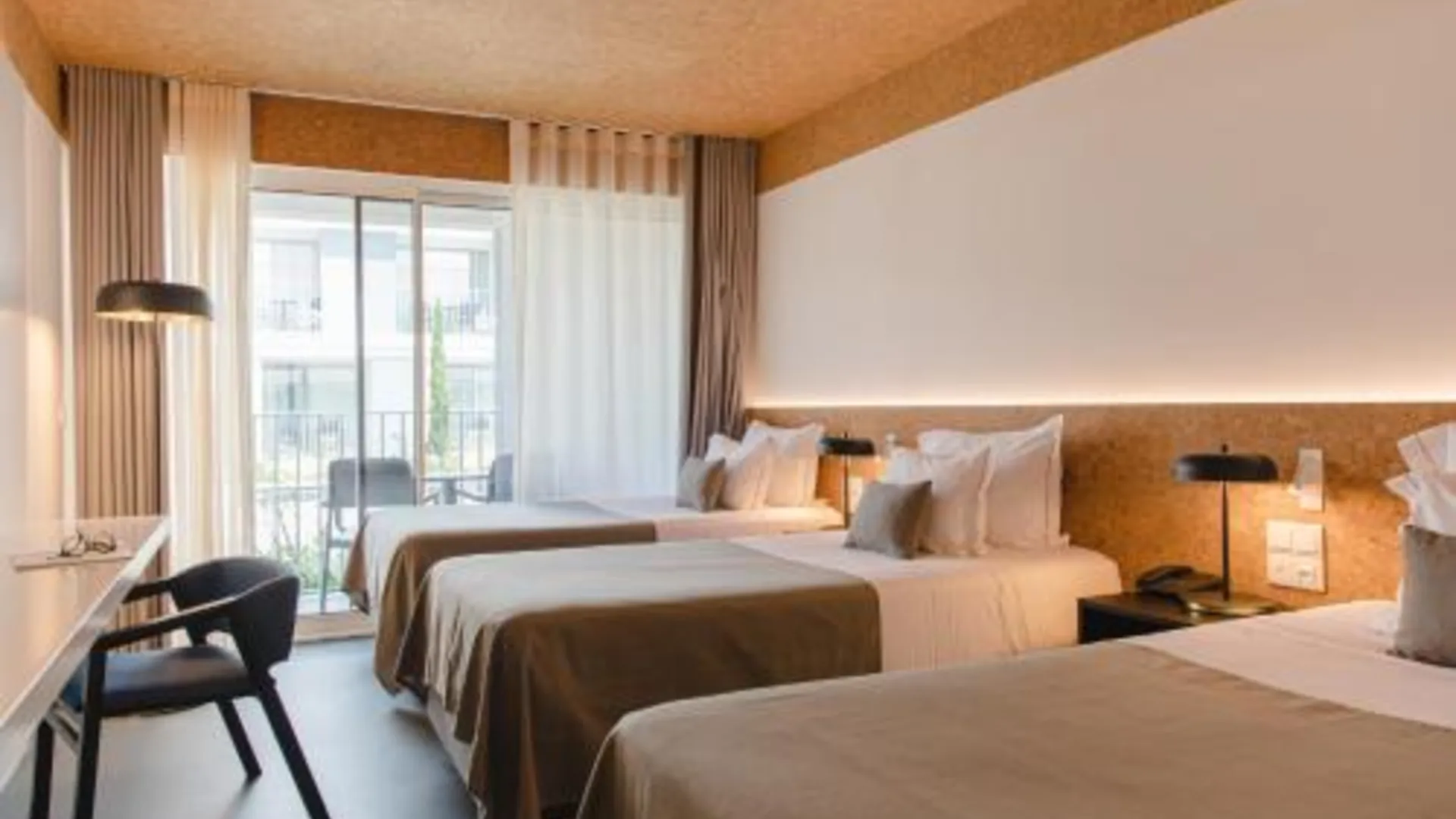 폰타 델가다 Canadiano Urban Nature Hotel 3성급 호텔 스위트룸