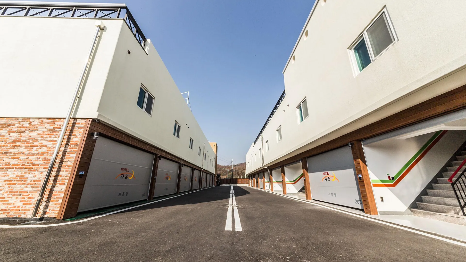 이천 용인 자유 드라이브인 무인텔 3성급 호텔 레스토랑