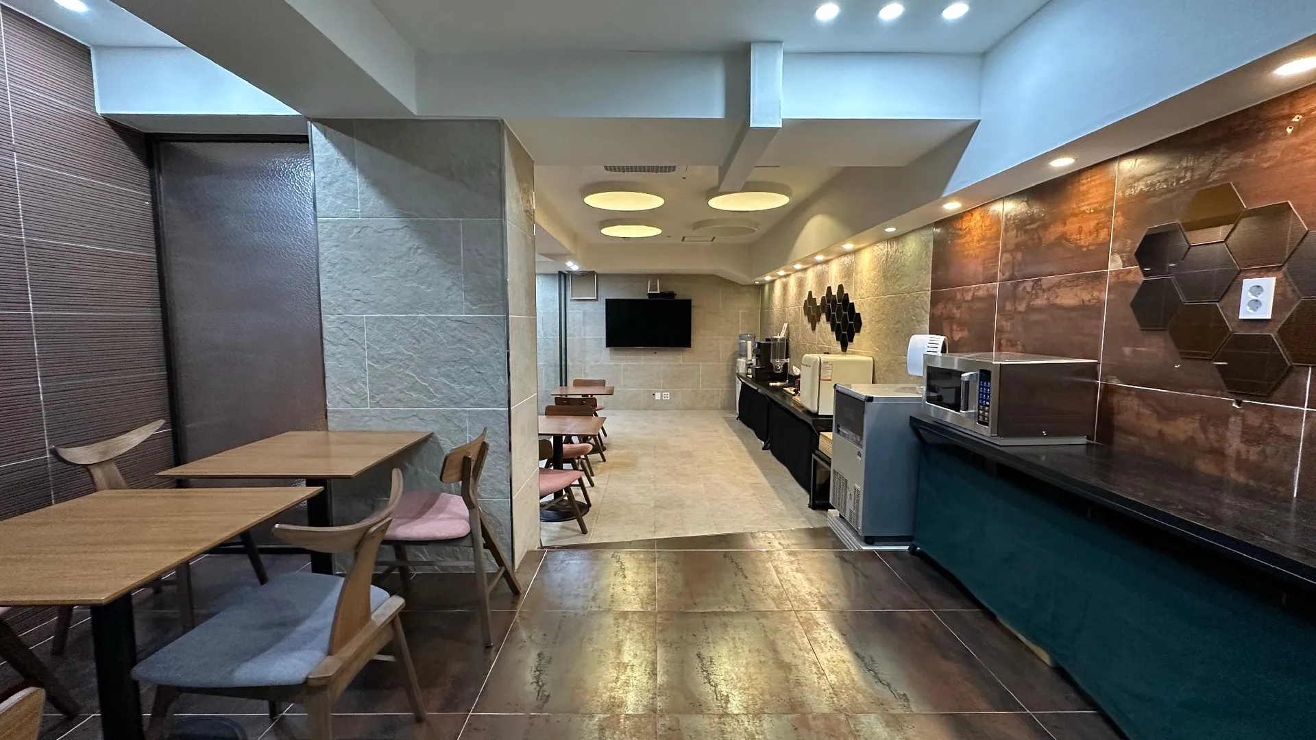 서울 신촌 부띠끄 힙호텔 2성급 호텔 외관