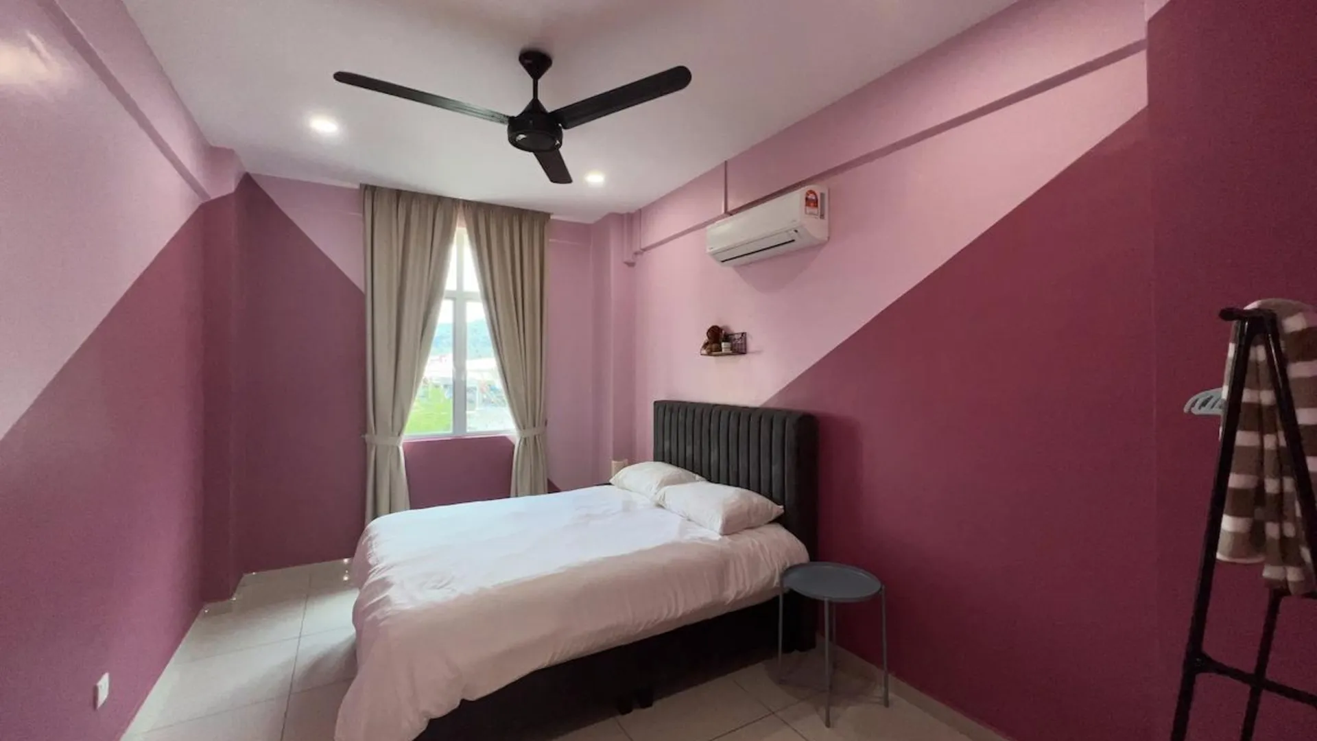 이포 메루의 프라이빗 하우스 (m², 침실 3개, 프라이빗 욕실 2개) 2성급 게스트하우스 스위트룸