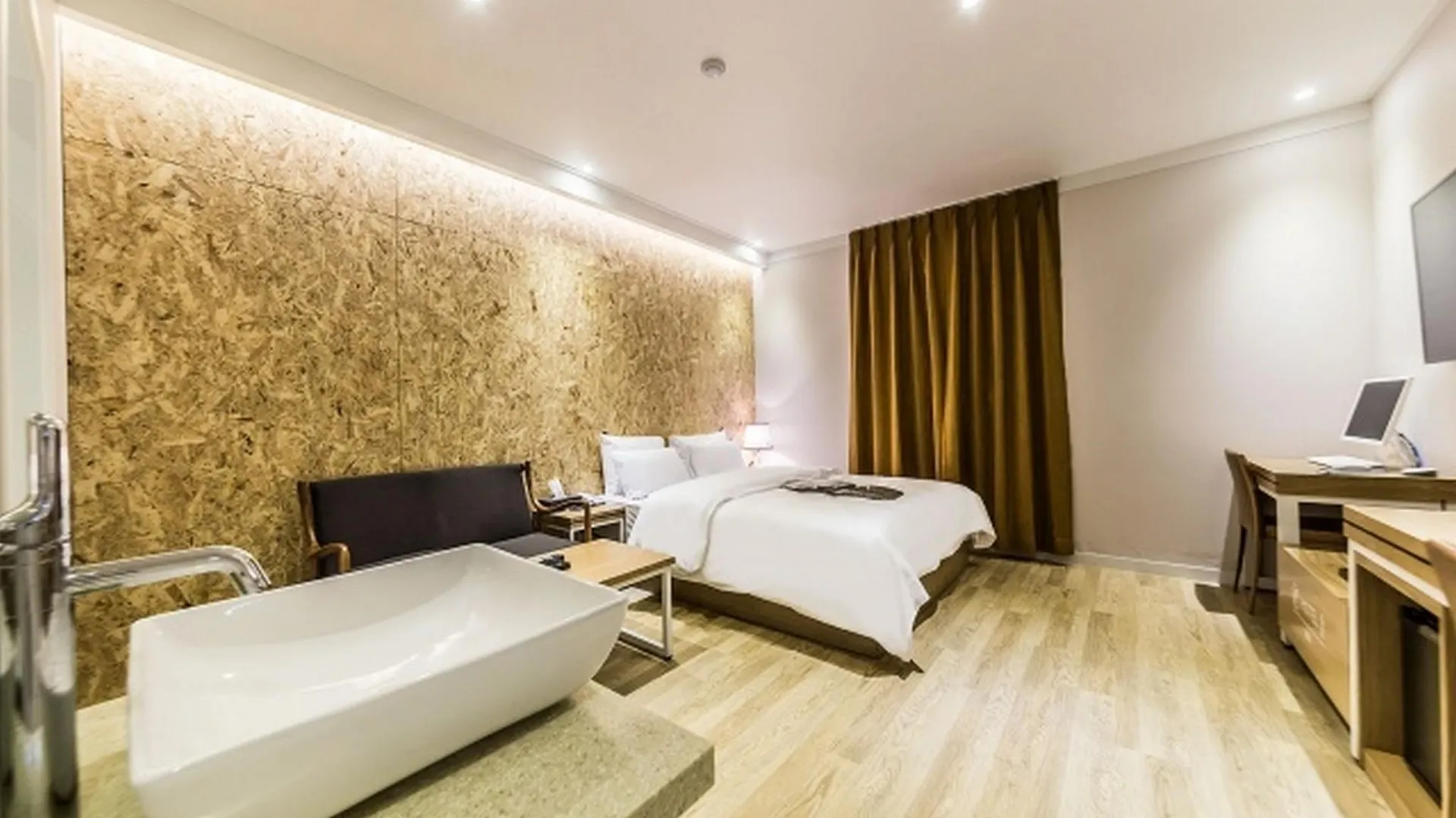 서울 호텔 월 2성급 호텔 스위트룸