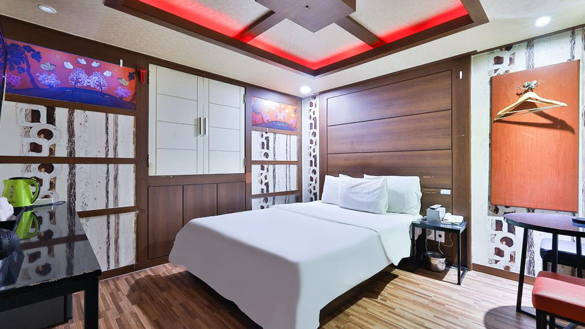 서울 모텔 피카소 3성급 호텔 스위트룸