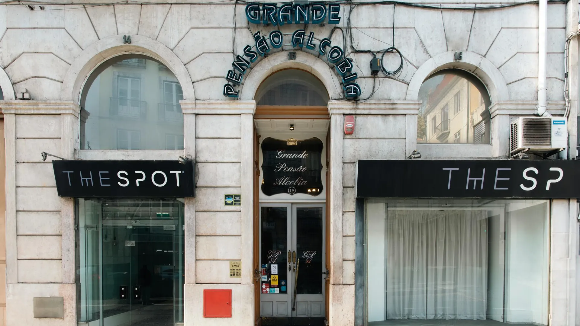 리스본 그란데 펜사오 레지던셜 알코비아 3성급 호텔 객실