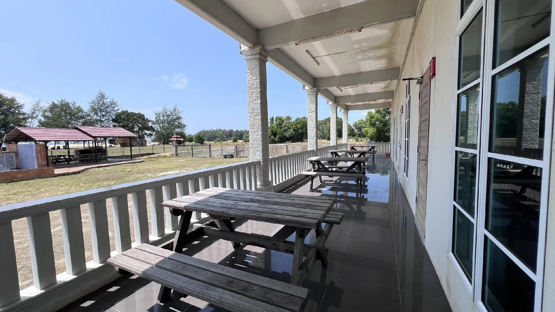 쿠안탄 Saujana Villa Cherok Paloh, Kuantan Beach  2성급 호텔 레스토랑