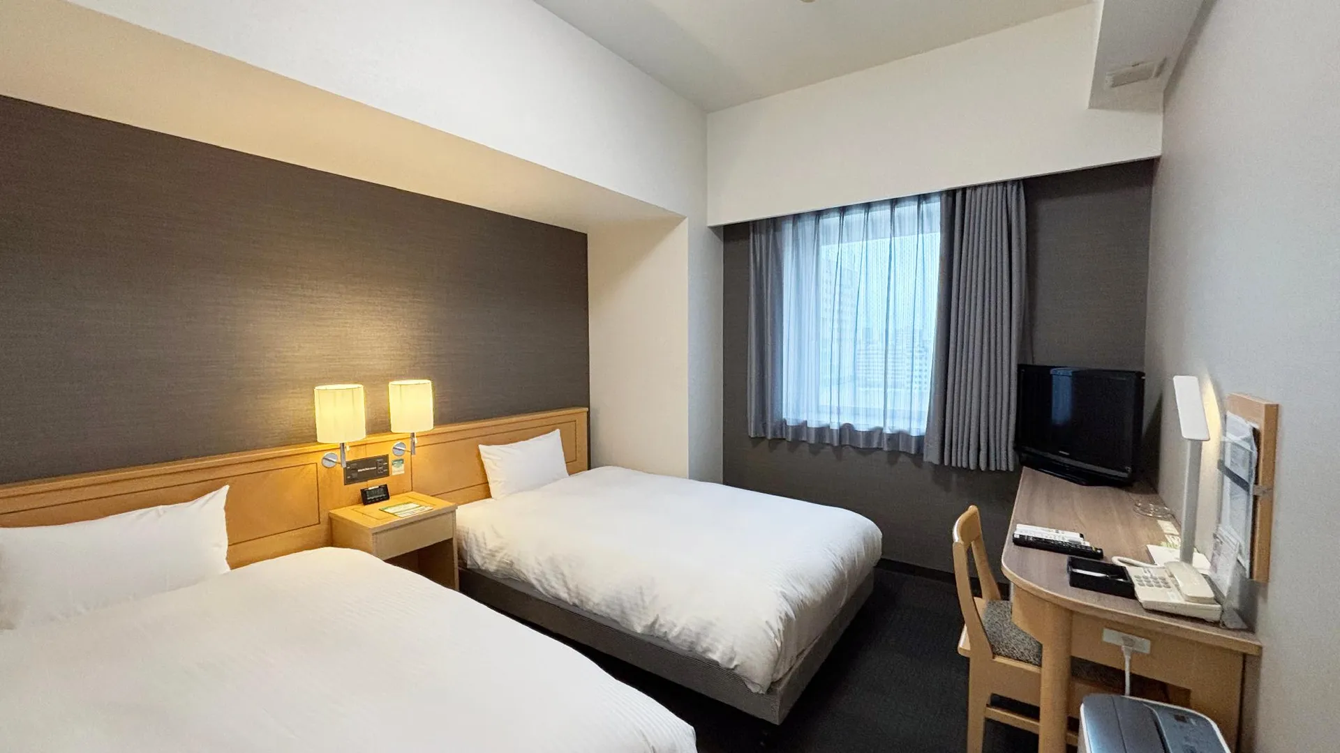 오키나와 본섬 호텔 루트 인 나하 토마리코 3성급 호텔 스위트룸