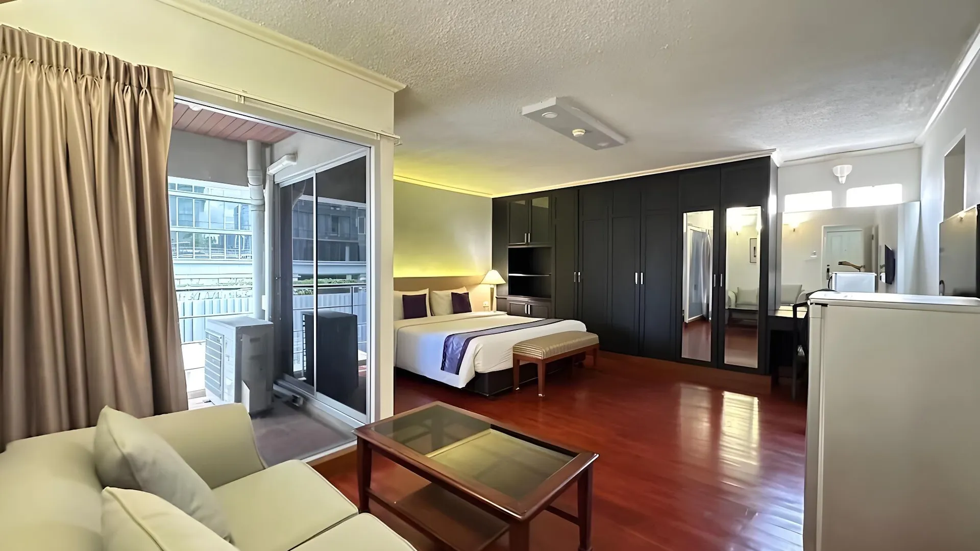 방콕 더 스텝 사톤 3성급 호텔 스위트룸