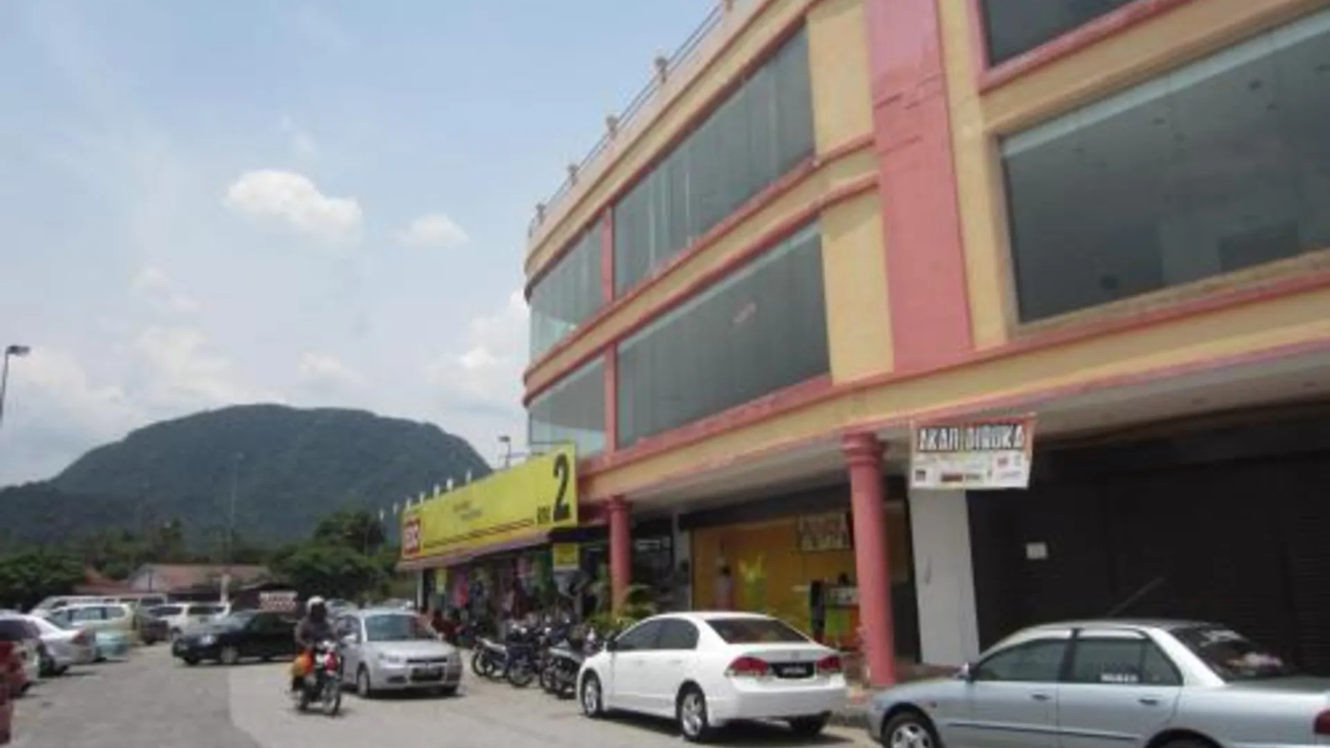 이포 Happy Owl 호텔 수영장