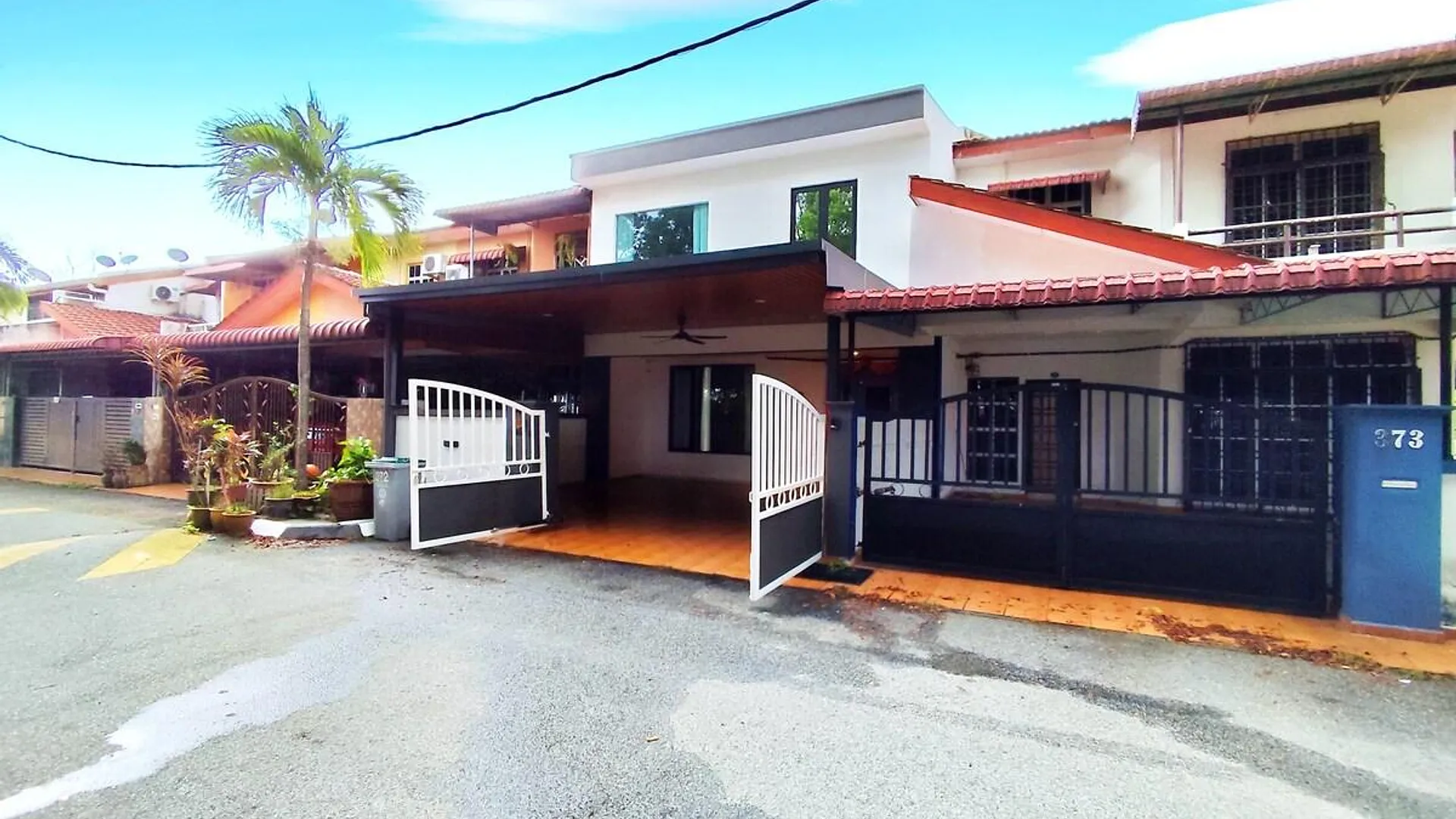 포트 딕슨 타만 투아 바투의 프라이빗 하우스 (m², 침실 3개, 프라이빗 욕실 2개) 2성급 싱글룸 전망