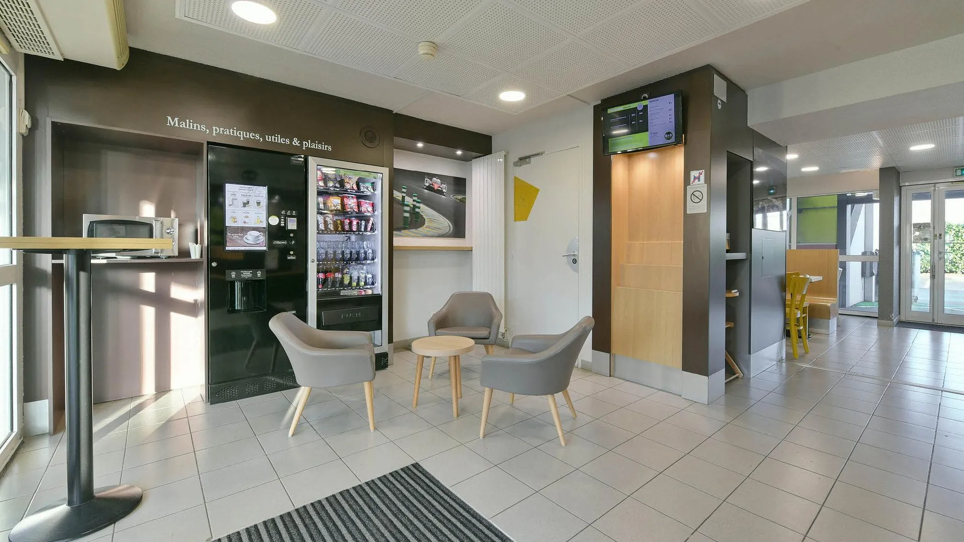 아나지 B&B HOTEL Le Mans Sud 2성급 호텔 로비