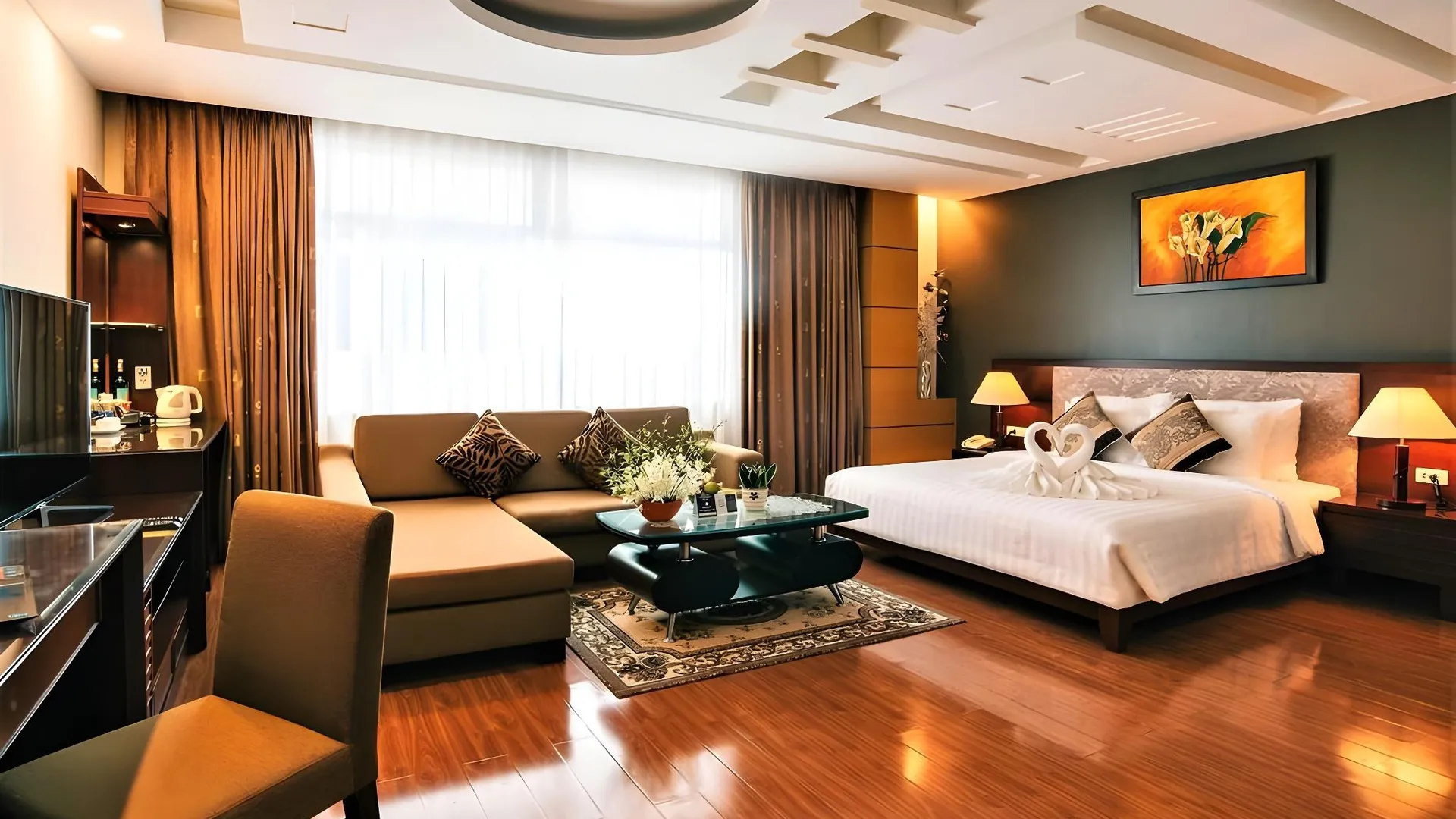 호치민 킨 호텔 티삭 4성급 호텔 스위트룸