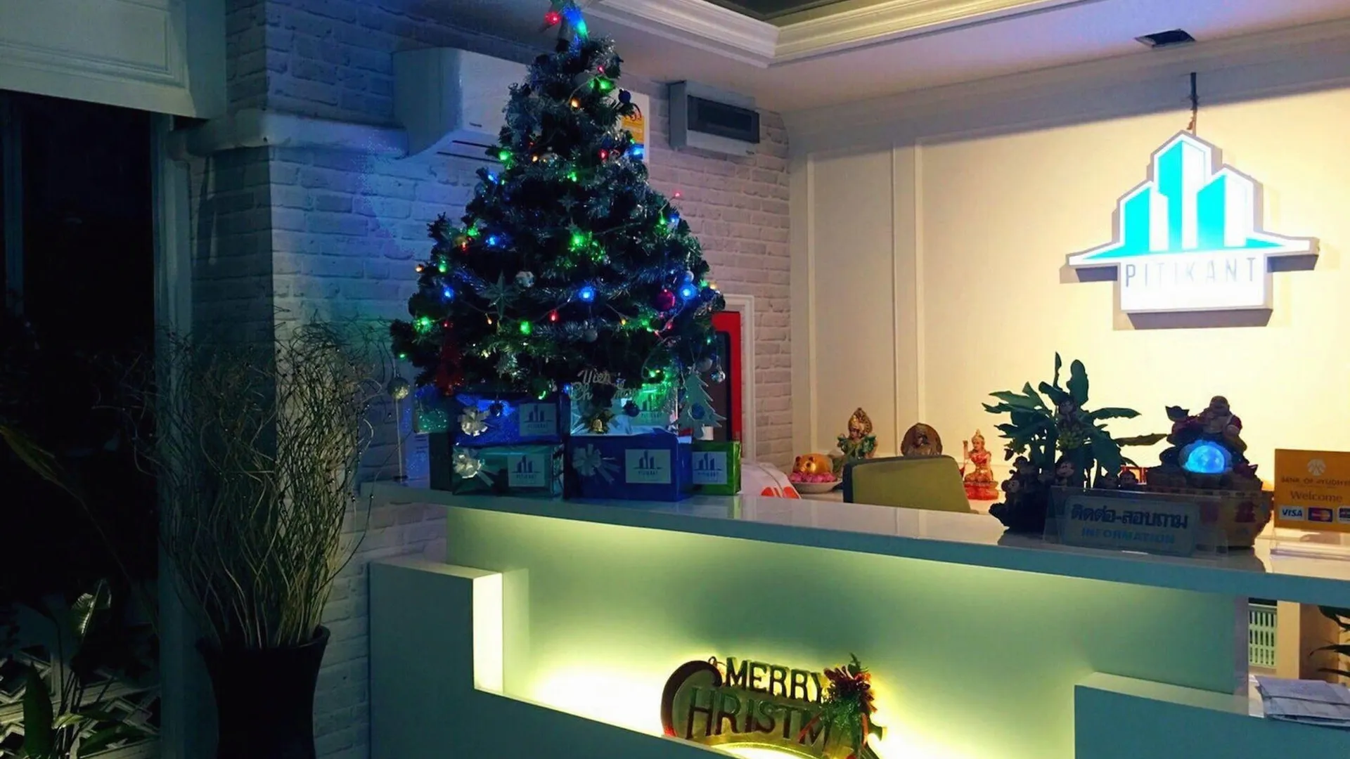 방콕 피티칸트 플레이스 2성급 호텔 수영장