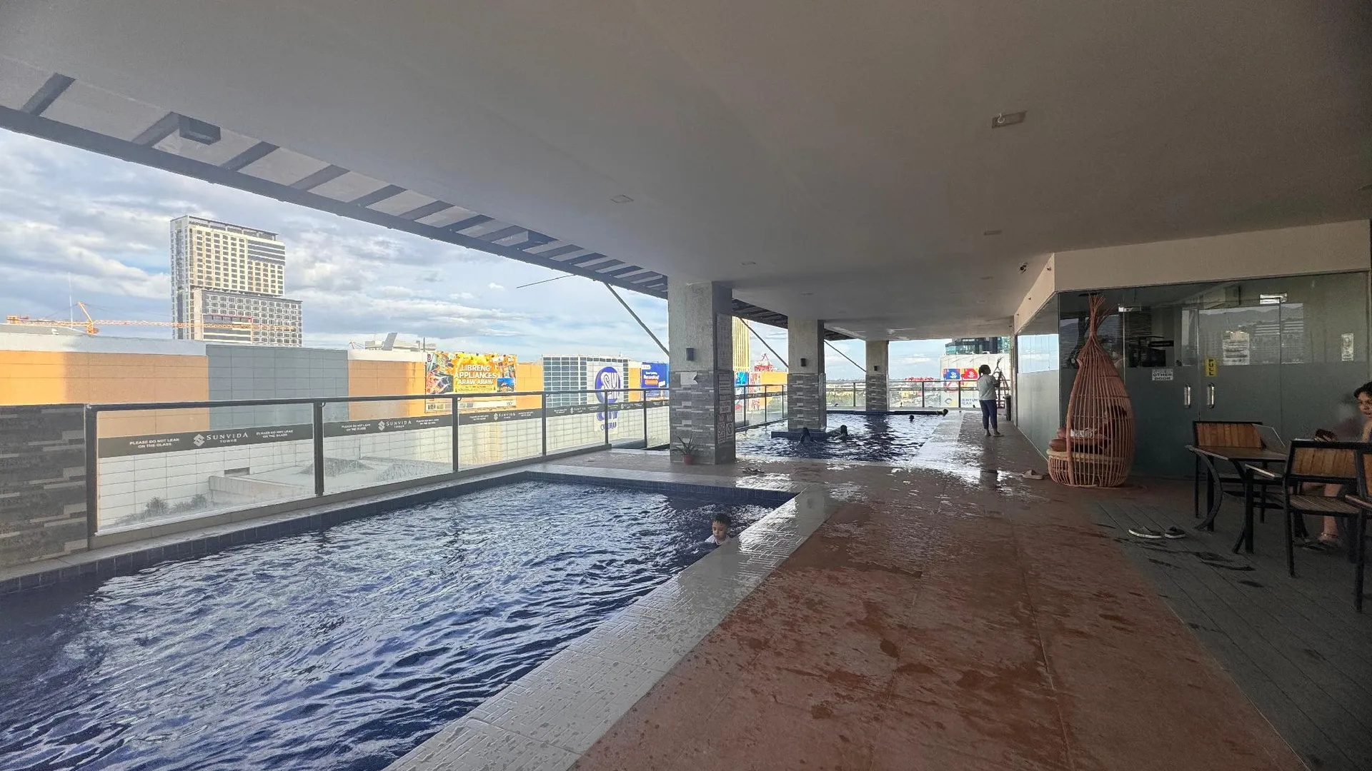 세부 북 개간 지역의 스튜디오 아파트먼트 (22m², 프라이빗 욕실 1개) 2성급 싱글룸 수영장