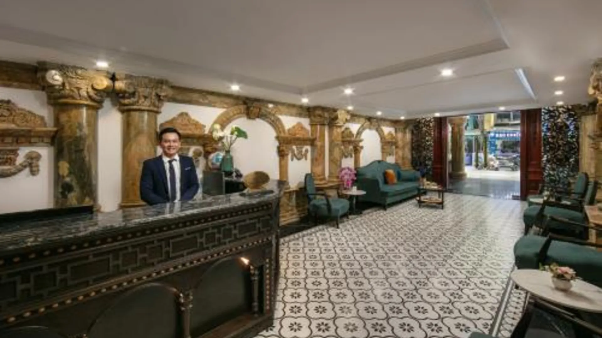 하노이 미디어 센트럴 호텔 앤 스파 4성급 호텔 스위트룸