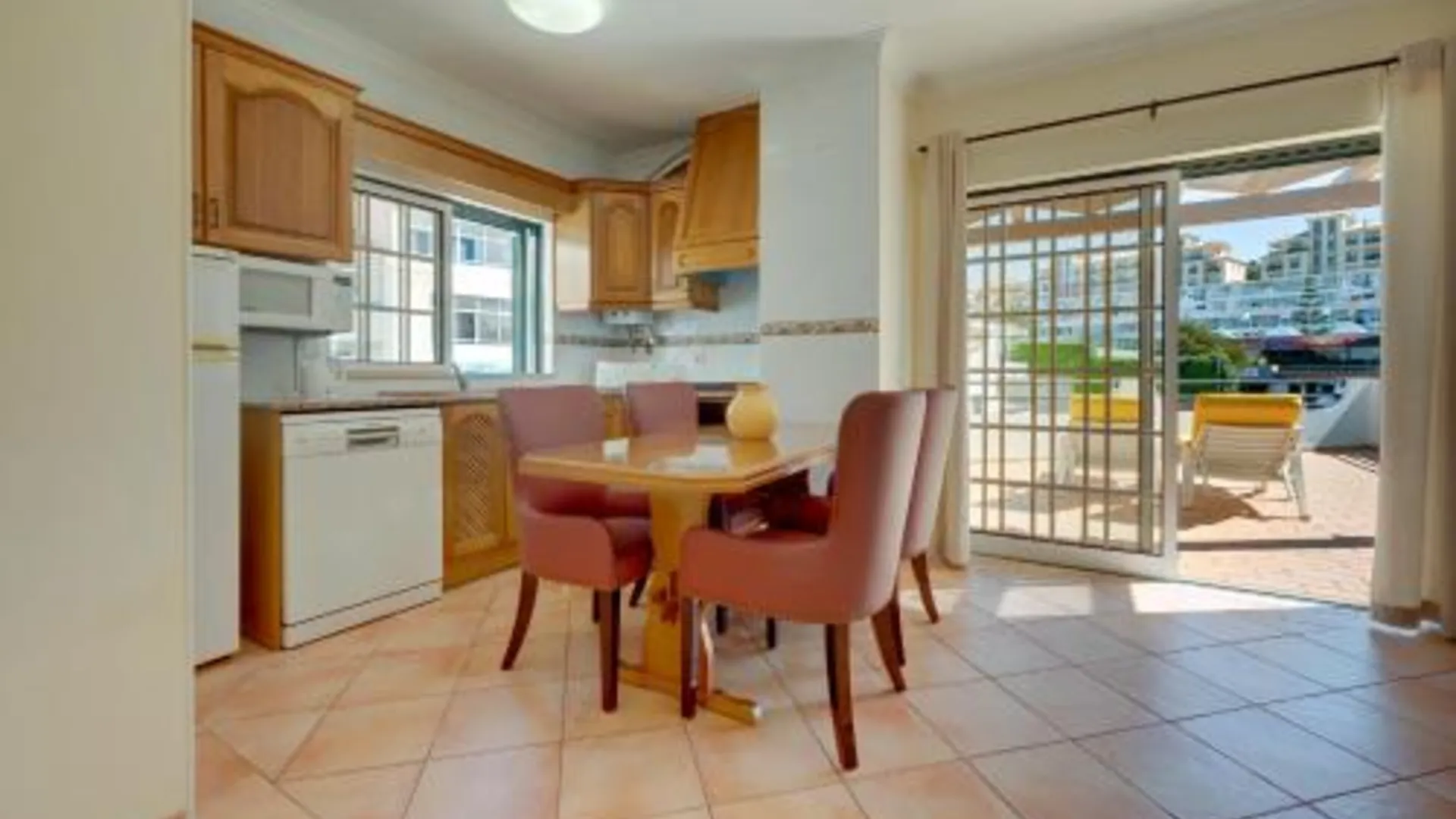 알부페이라 무투 클러베 프라이아 다 오우라 4성급 호텔 객실