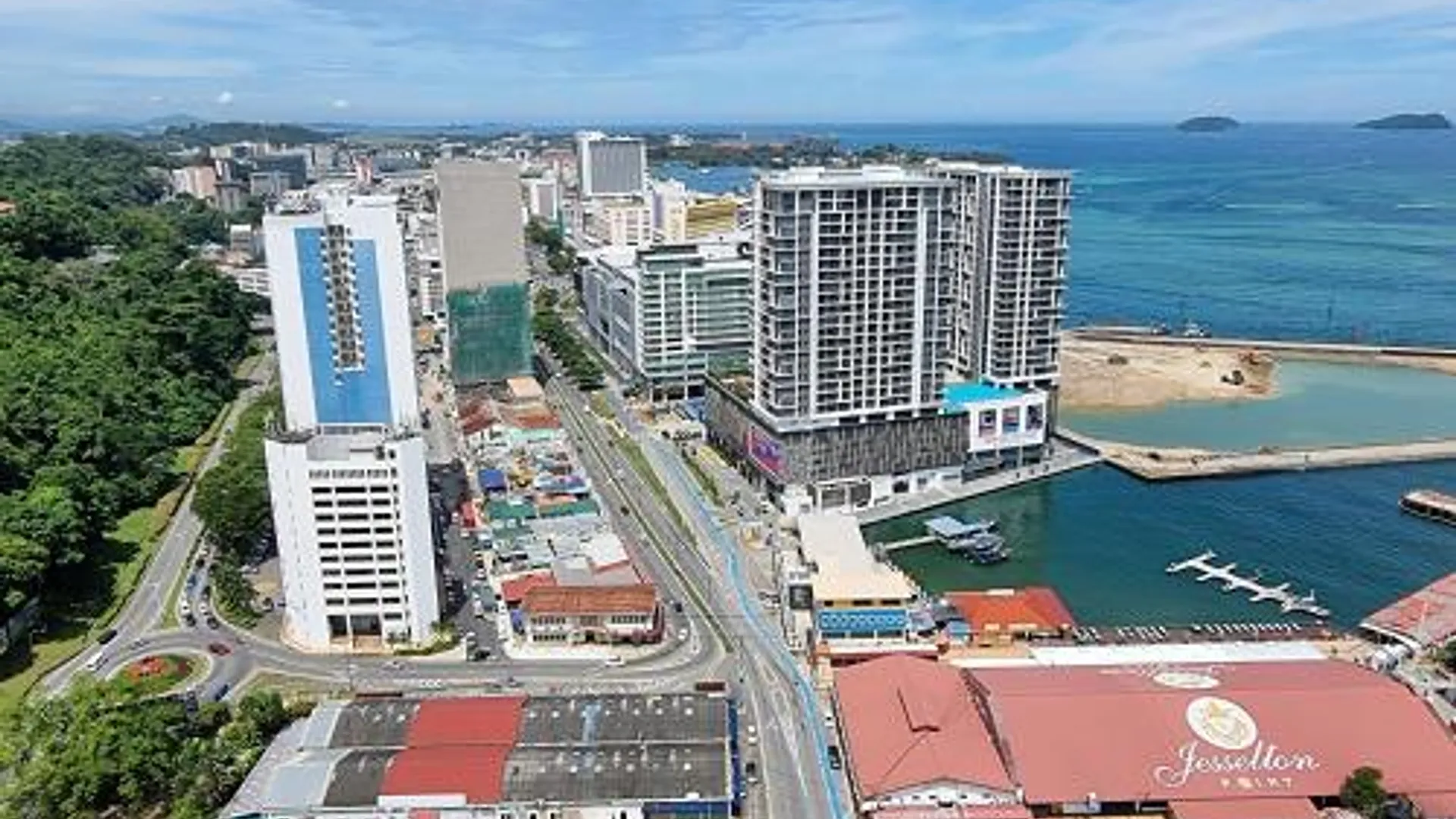 코타키나발루 나나 홈스테이 - 제셀톤 키 4성급 게스트하우스 수영장