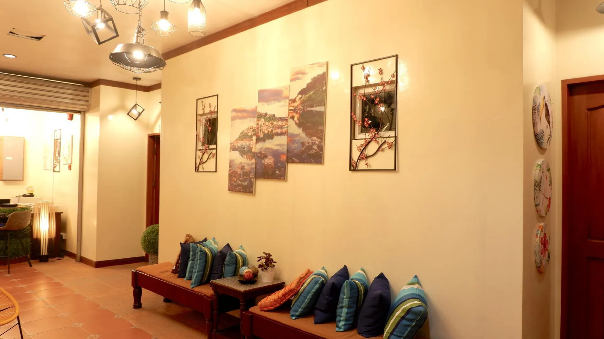 세부 커넥팅 플라이트 막탄 세부 호스텔 2성급 호텔 스위트룸