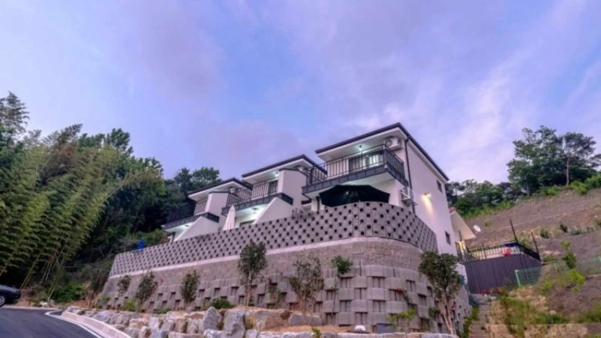 담양 담양 까사블랑카펜션(D,E동) 3성급 게스트하우스 스위트룸