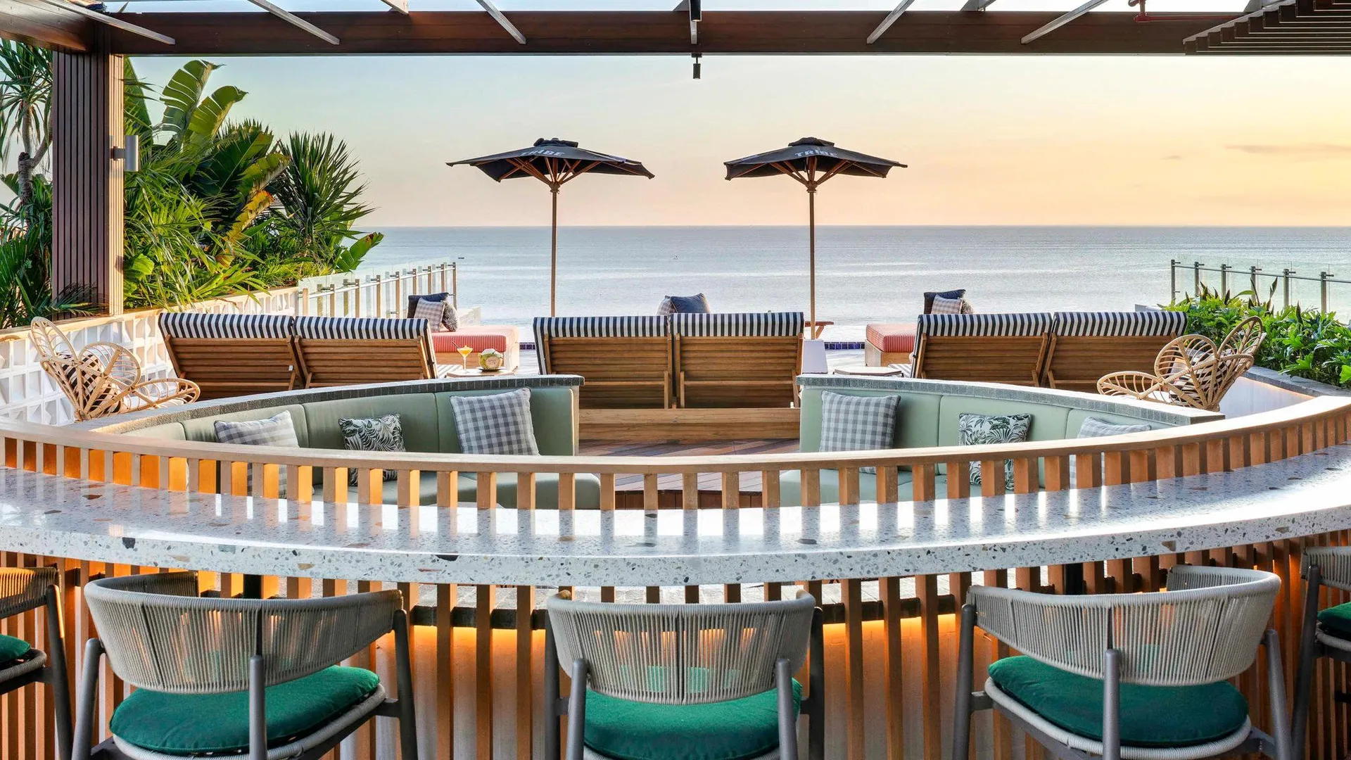 발리 트라이브 발리 쿠타 비치 4성급 호텔 수영장