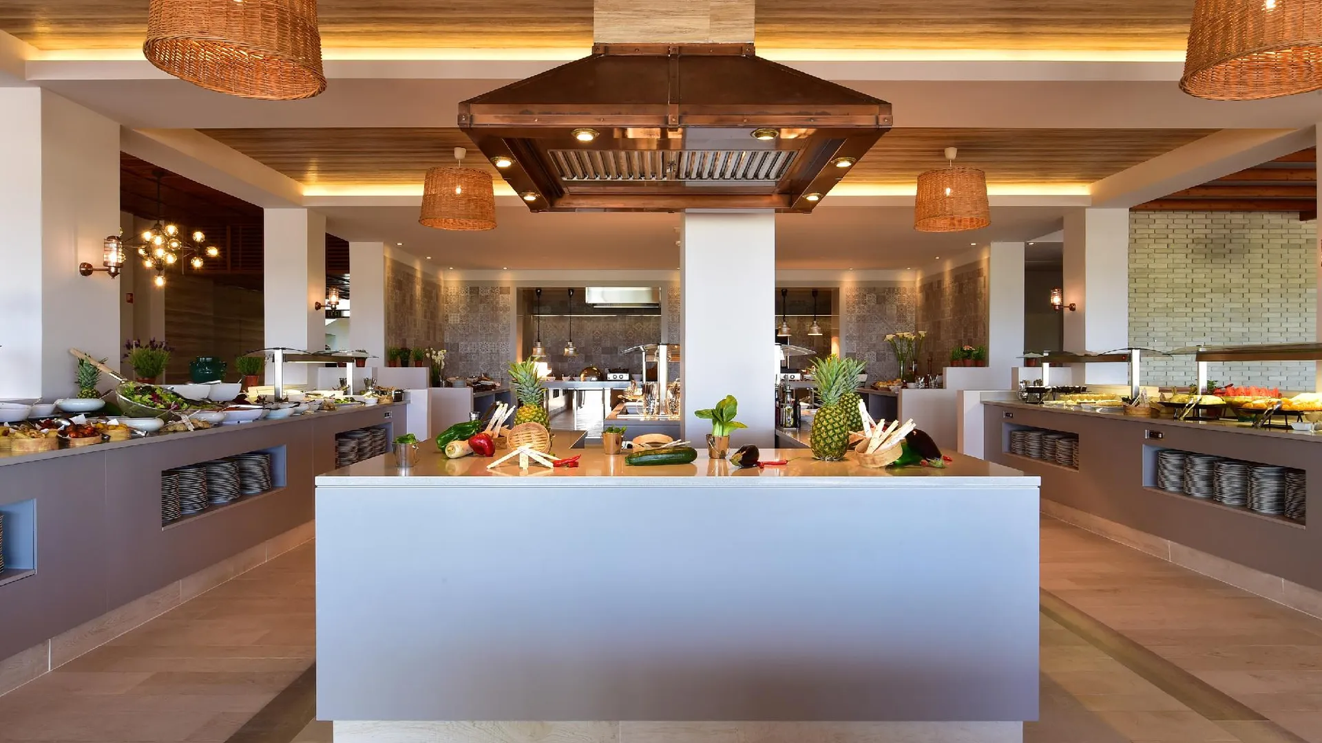 알보르 페스타나 알보르 프라이아 비치 앤 골프 리조트 호텔 5성급 호텔 외관