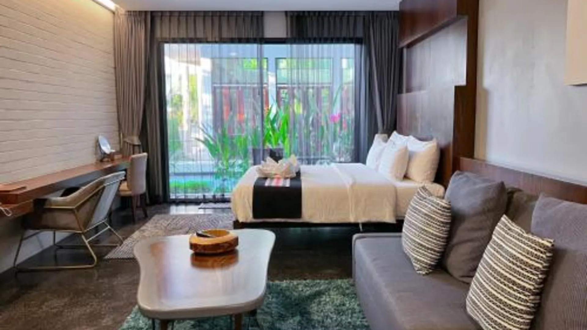 치앙라이 나이 야 호텔 4성급 호텔 스위트룸