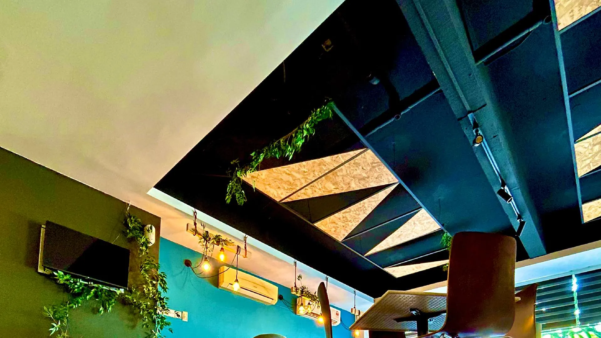 코타키나발루 카수아리나 호텔 2성급 호텔 외관