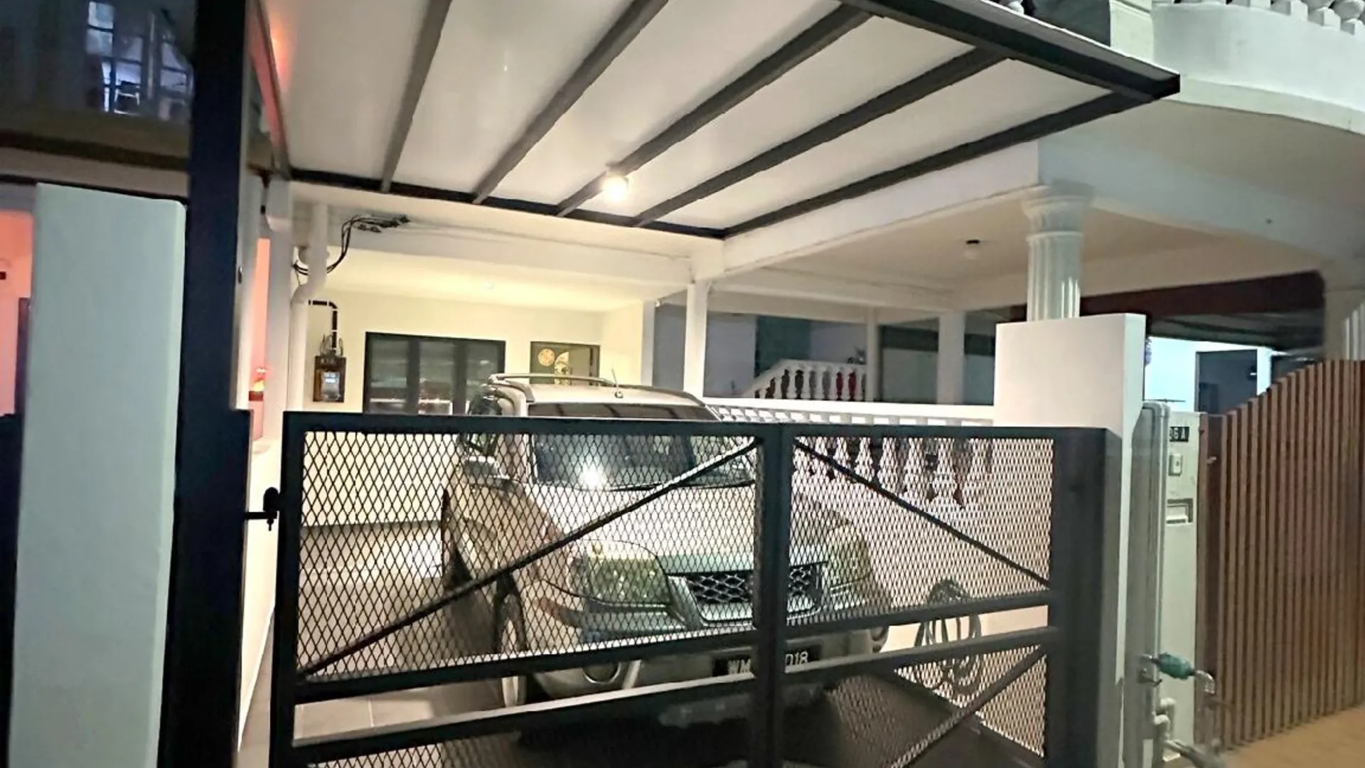 말라카 존커의 프라이빗 하우스 (1200m², 침실 4개, 프라이빗 욕실 4개) 4성급 게스트하우스 레스토랑