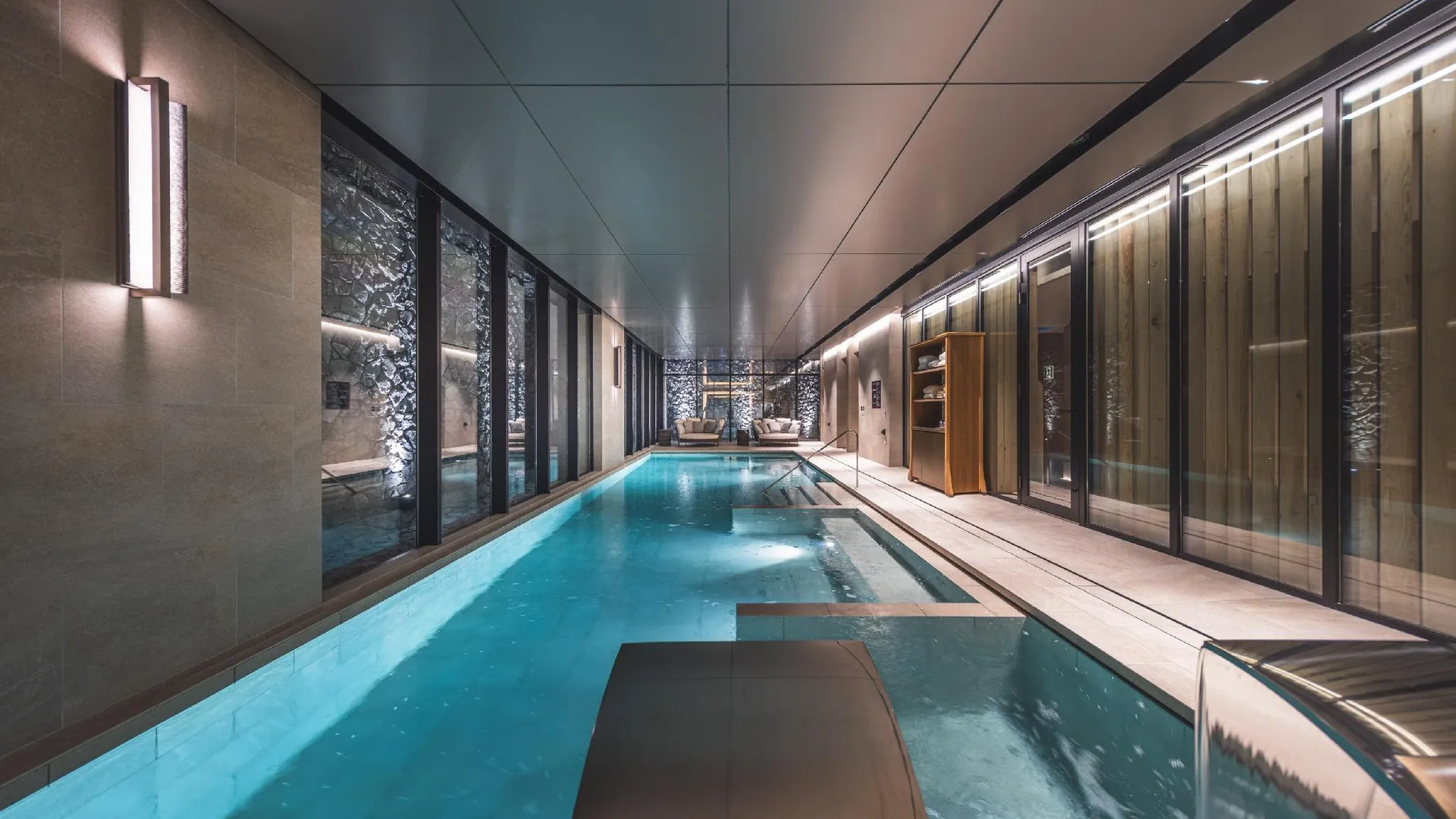 교토 두짓 타니 교토 5성급 호텔 로비